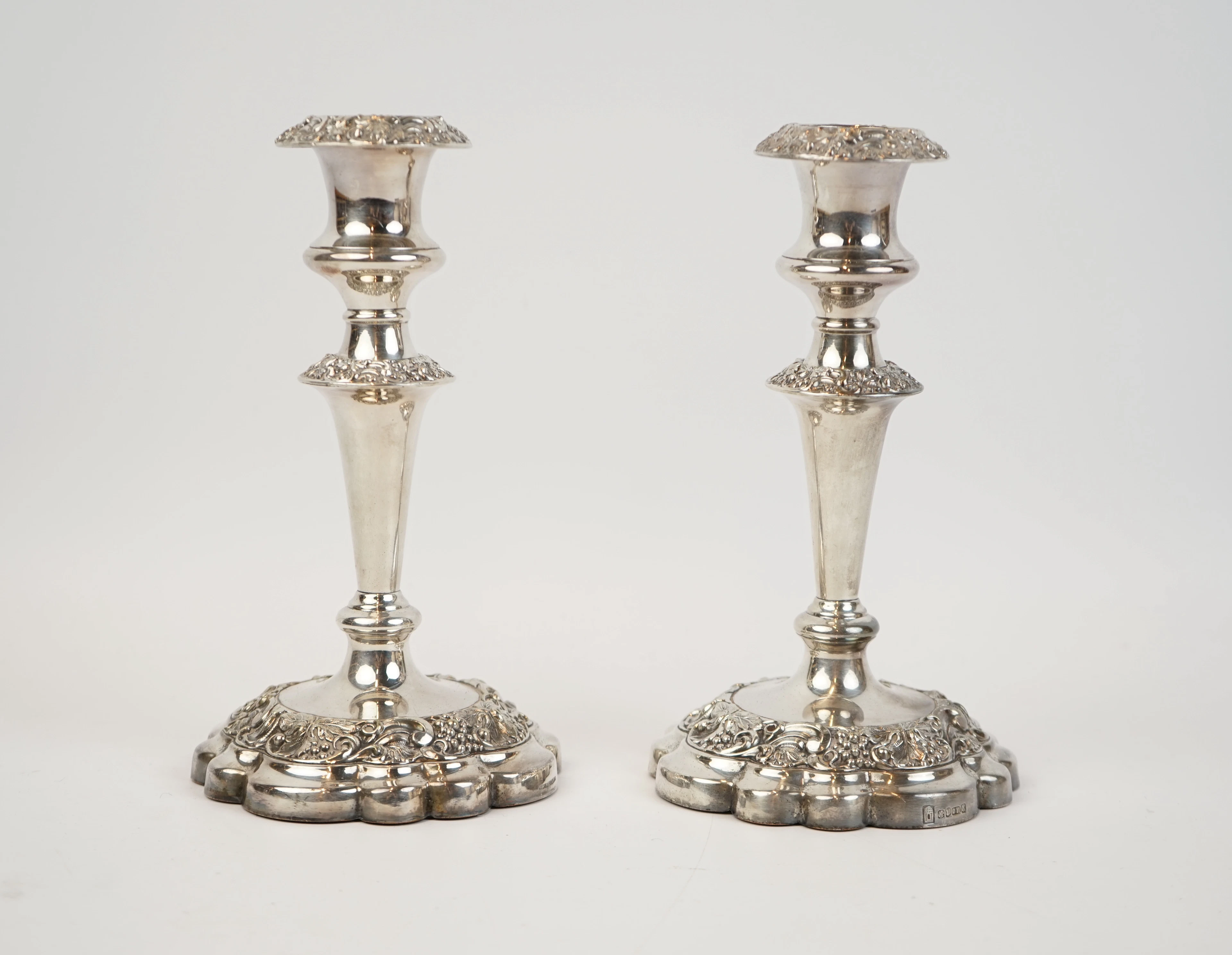 Bougeoirs, une paire, argenté, Angleterre.