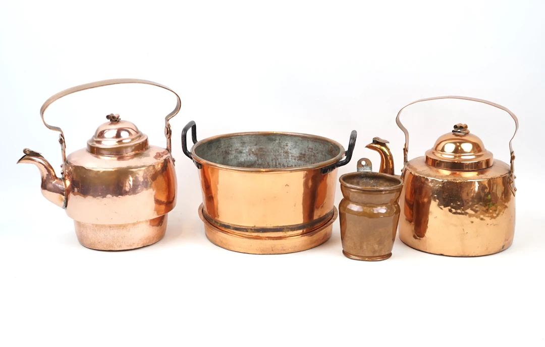 Jarras, etc., 4 piezas, vasos.