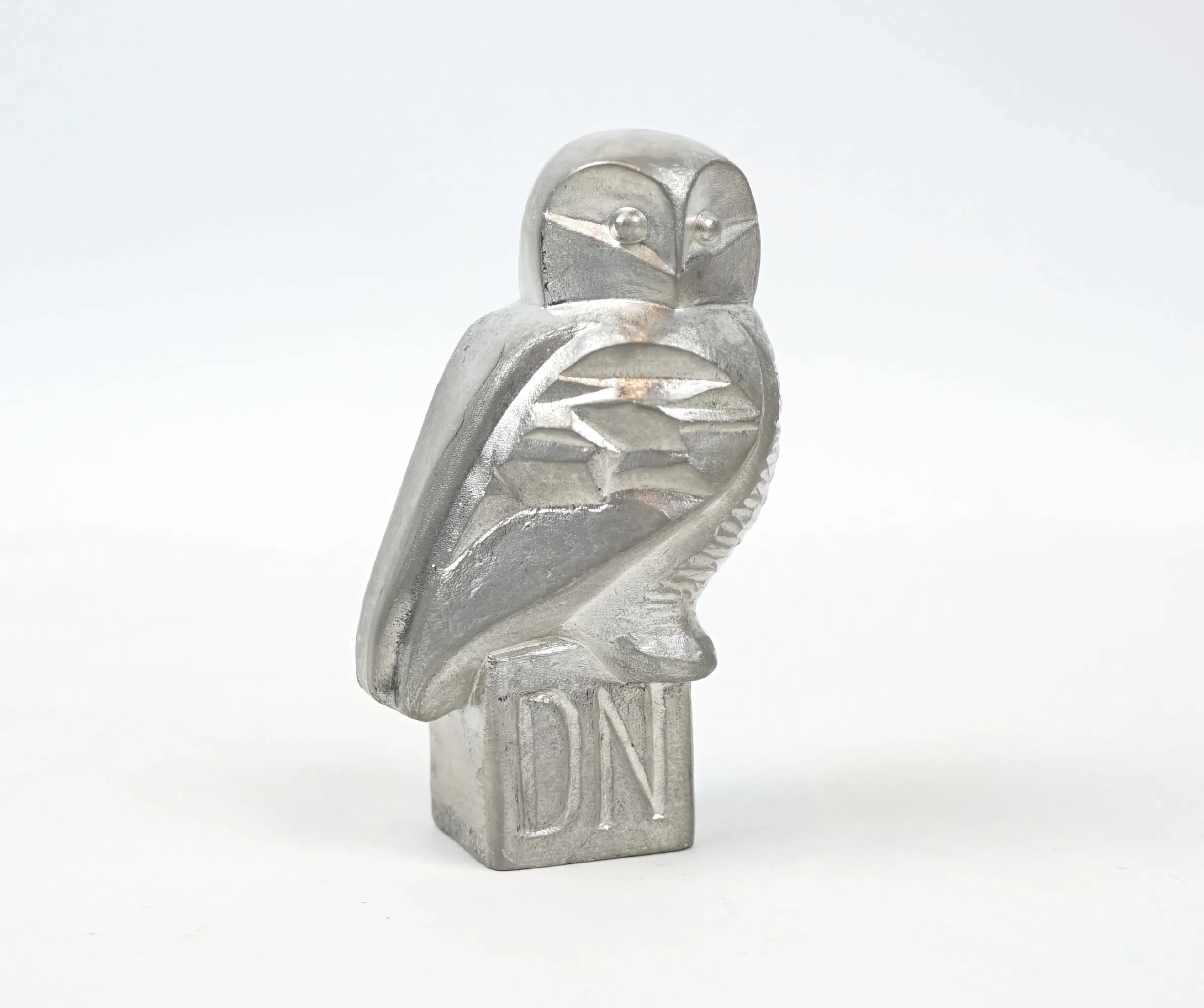 Stig Blomberg, "Uggla", scultura, metallo, Dagens Nyheter.