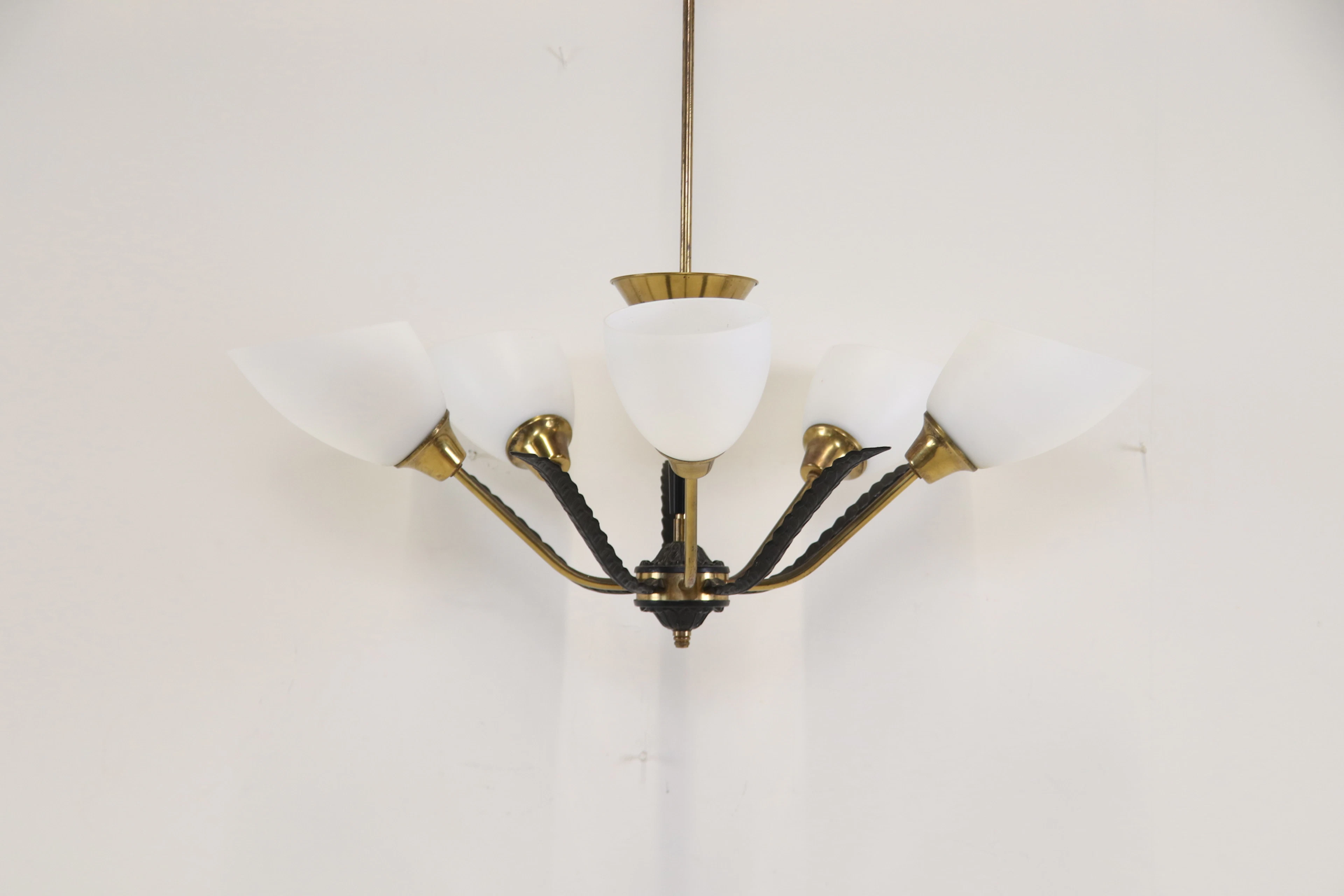 Kronleuchter, 5 Lichtpunkte, Metall/Glas.