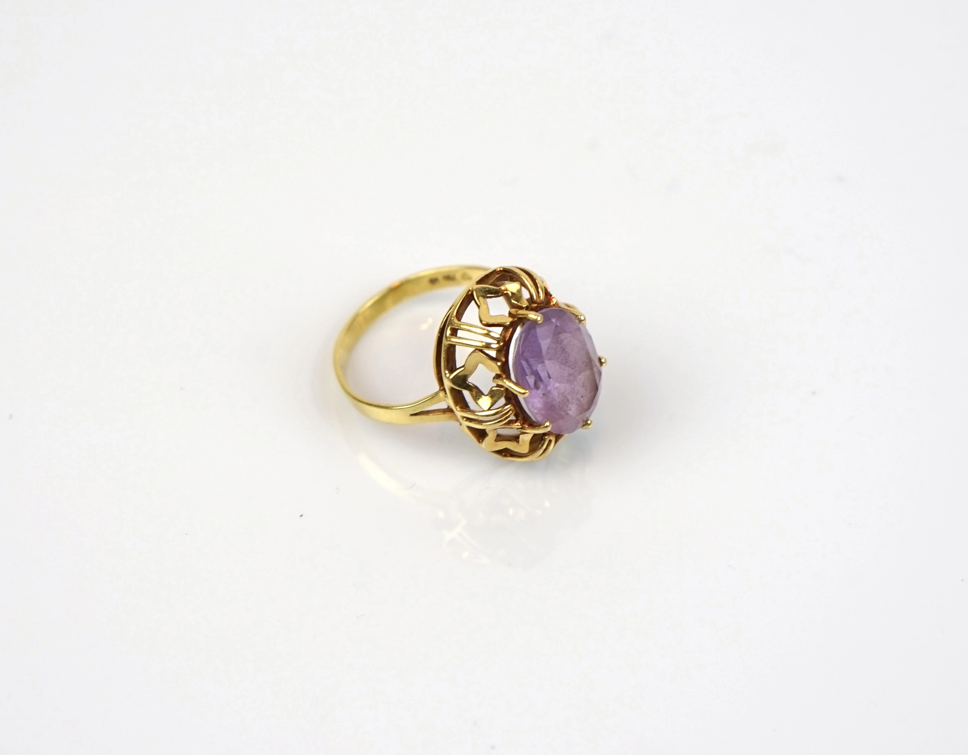 Anello, oro 18 carati, con ametista.