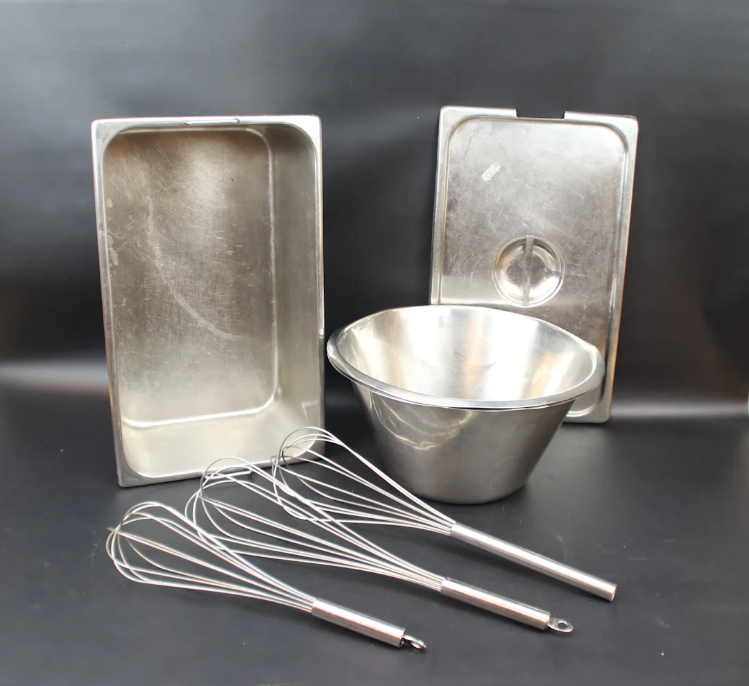 Kitchen utensils, 6 pieces, stainless steel.
