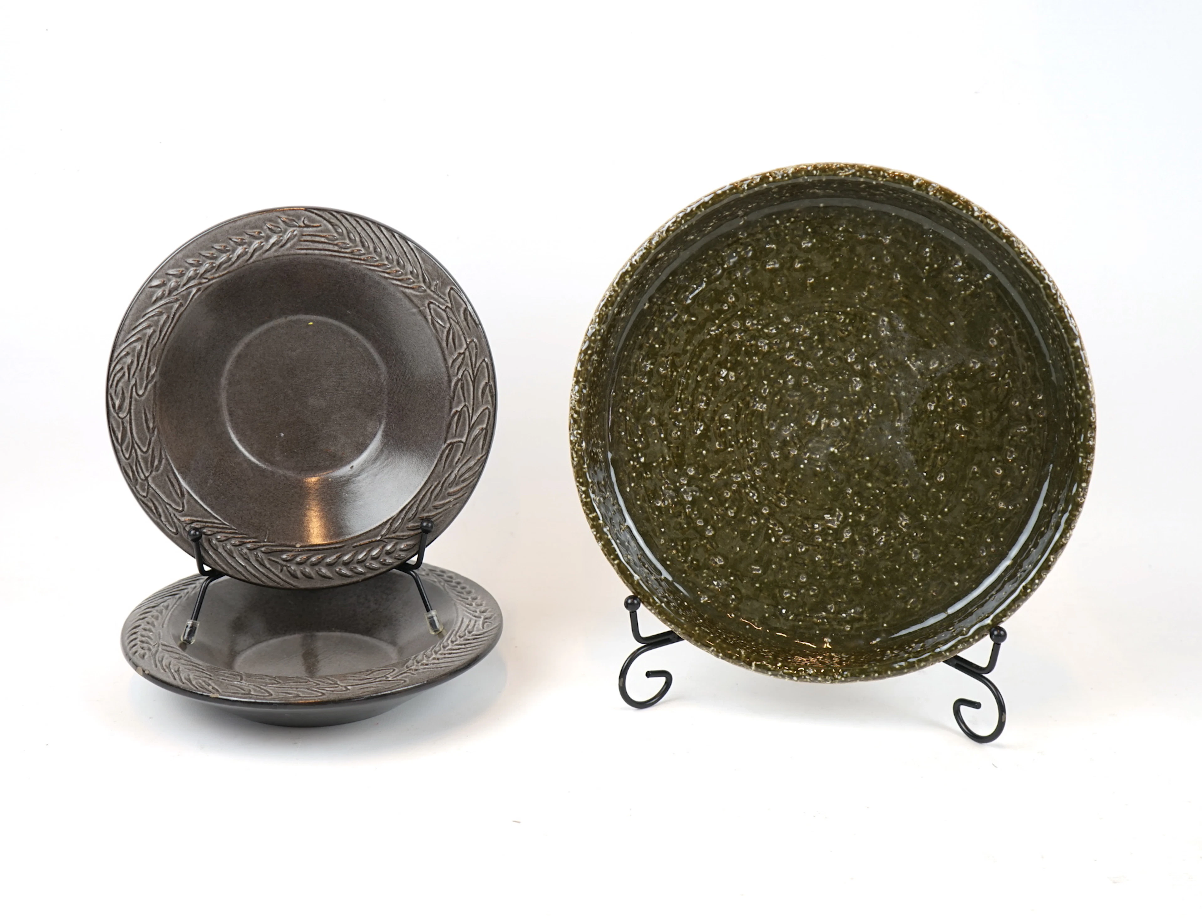 Hjördis Olfors y Hertha Bengtsson, un plato cerámico para cuenco, 3, ''Granito''