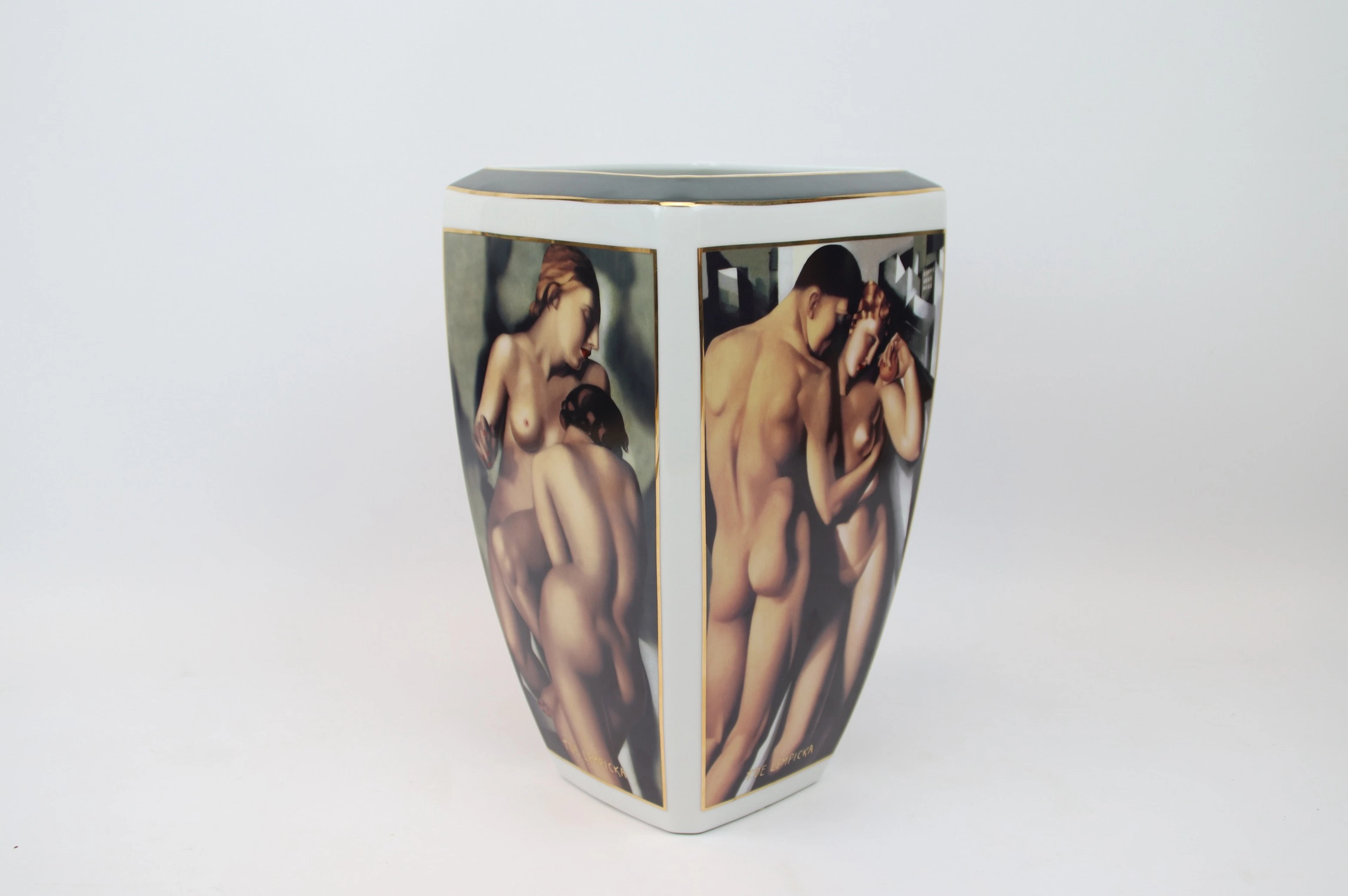 Tamara De Lempicka, un jarrón de porcelana, nº 37/1500, Goebel.