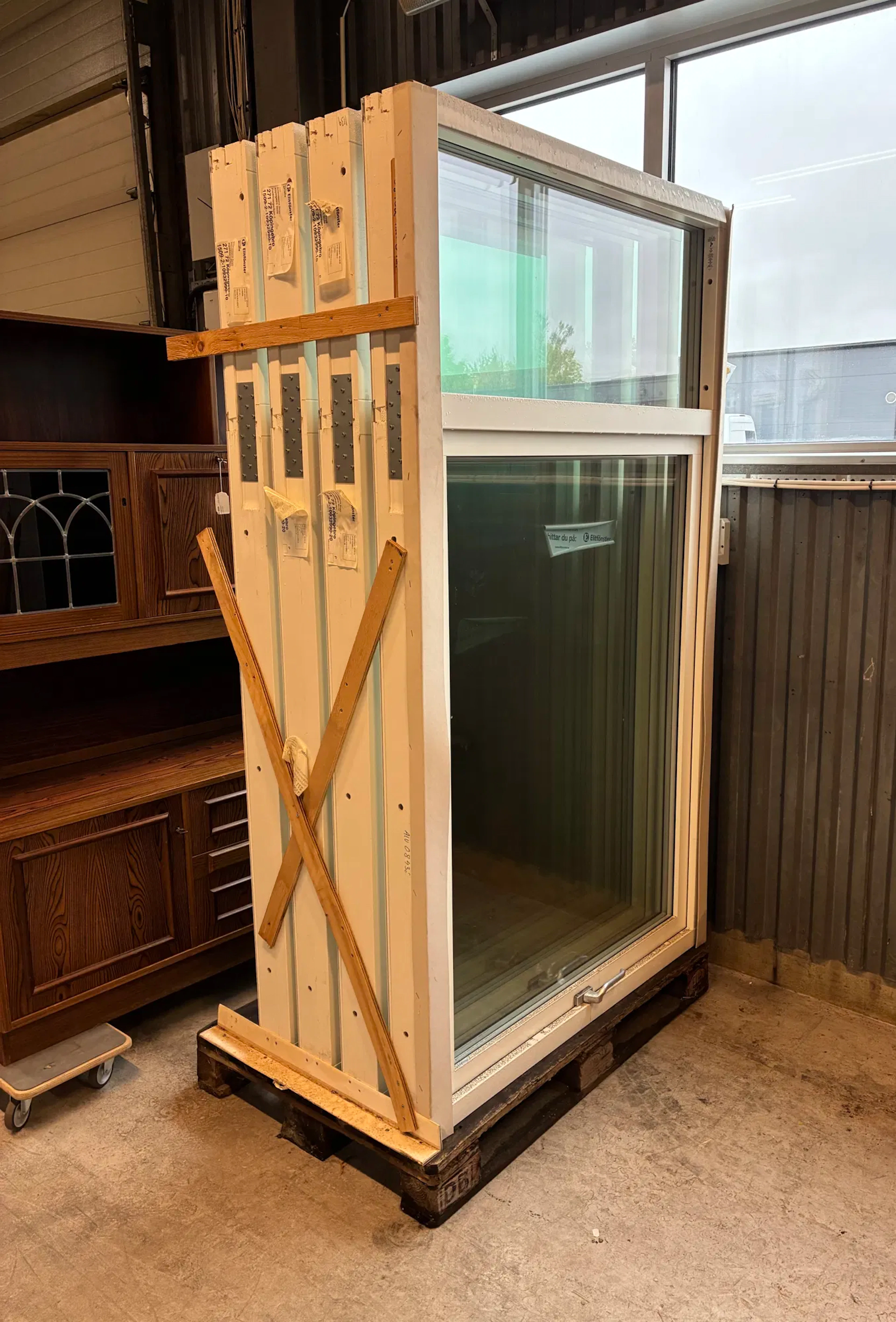 Windows, 4 pcs, glass/wood, Elite windows.