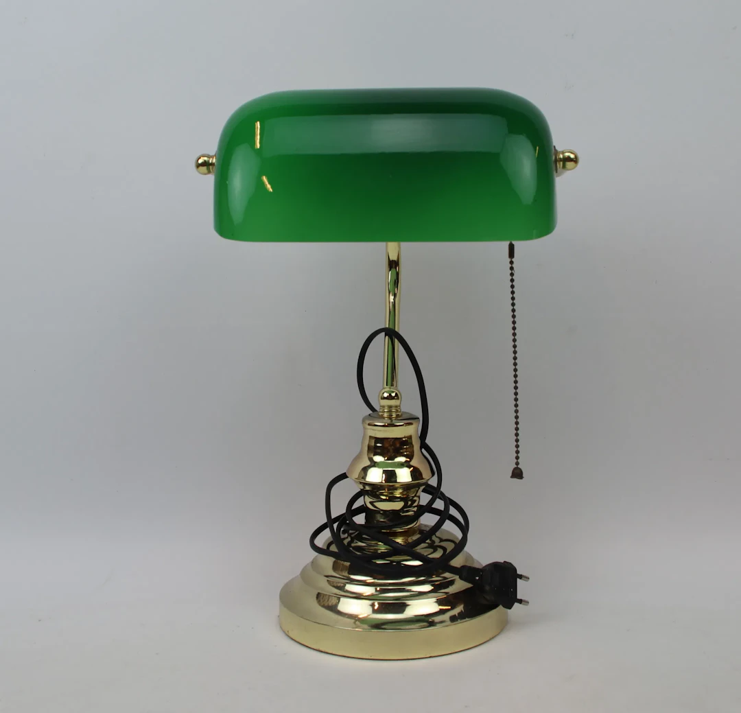 Lámpara de mesa, así llamada. Lámpara de banquero, latón/cristal, contemporánea.