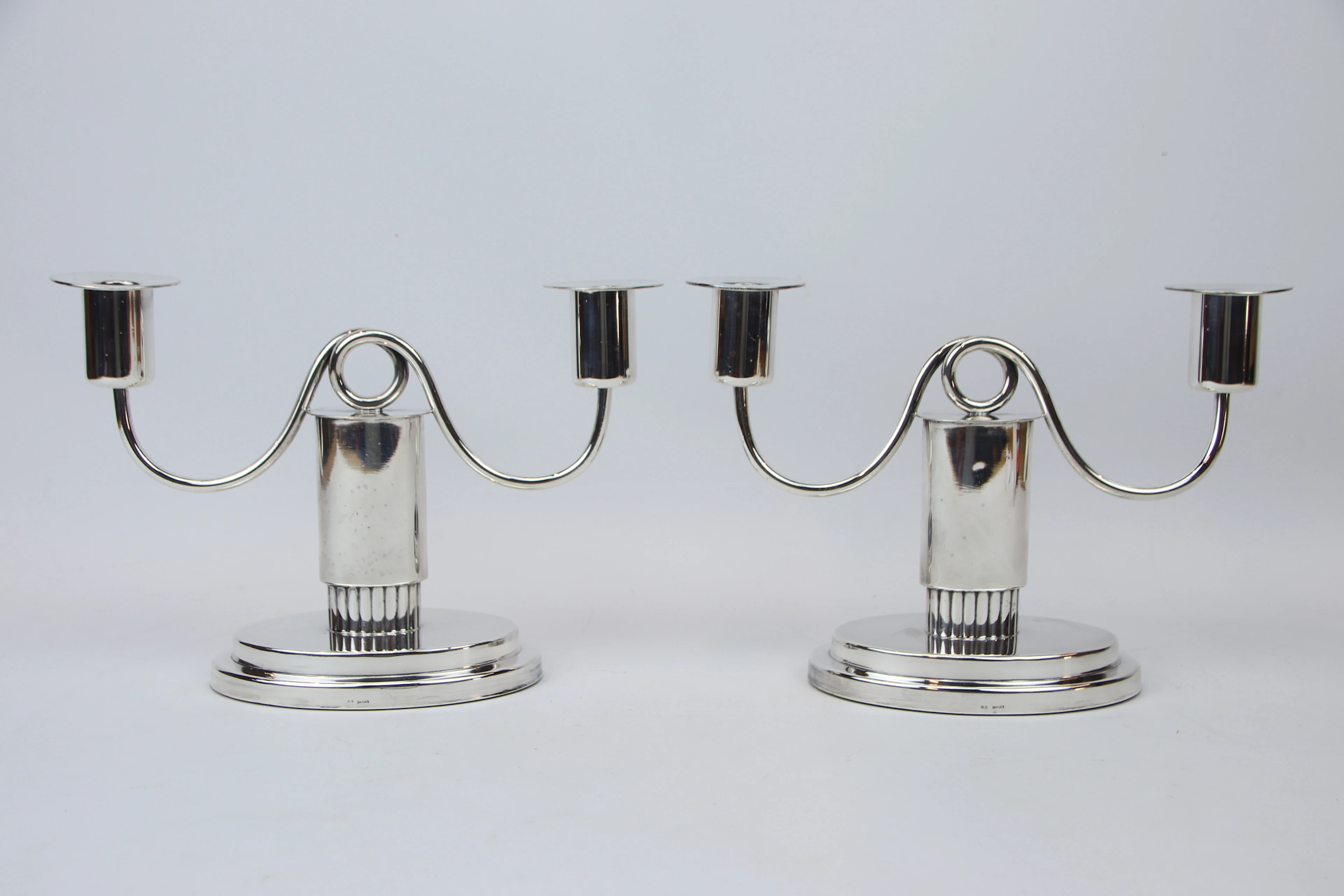 Candelabri, un paio, per 2 candele, argento al nichel, art déco.