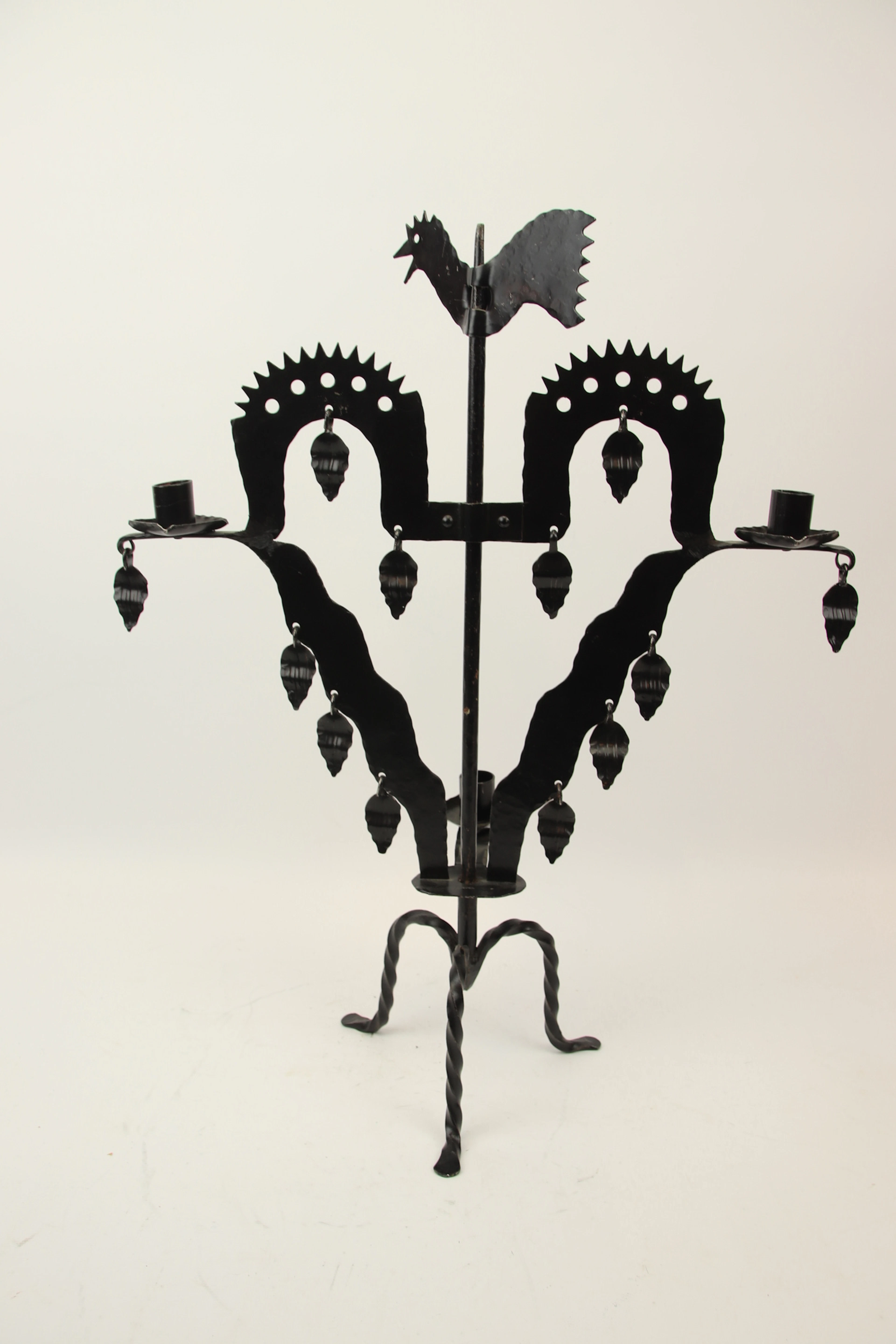 Candelabro, hierro forjado, llamada estaca del gallo, Käck & Hedbys Leksand, década de 1900.