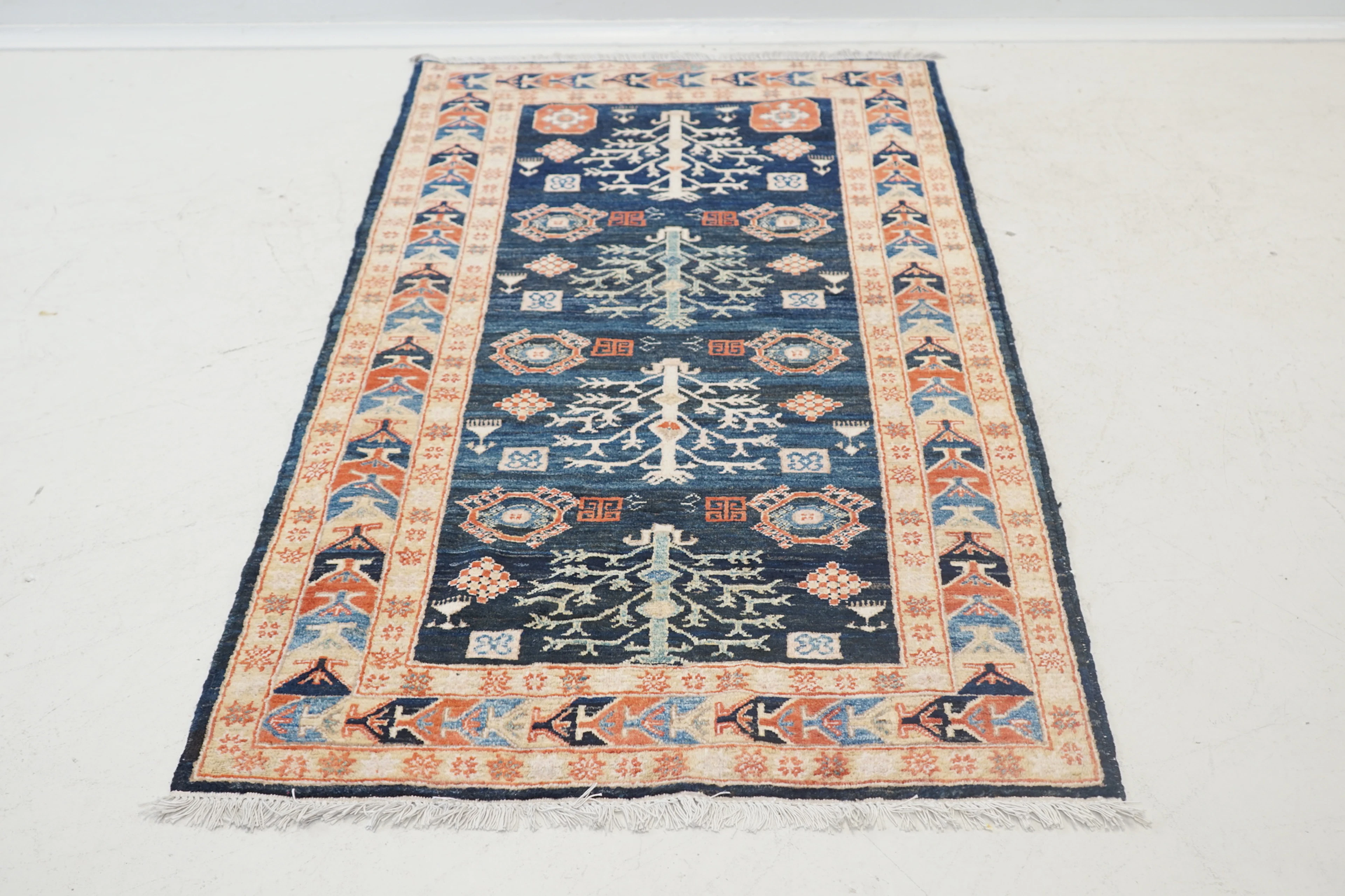 Teppich, turkmenisch, Wolle, handgeknüpft.