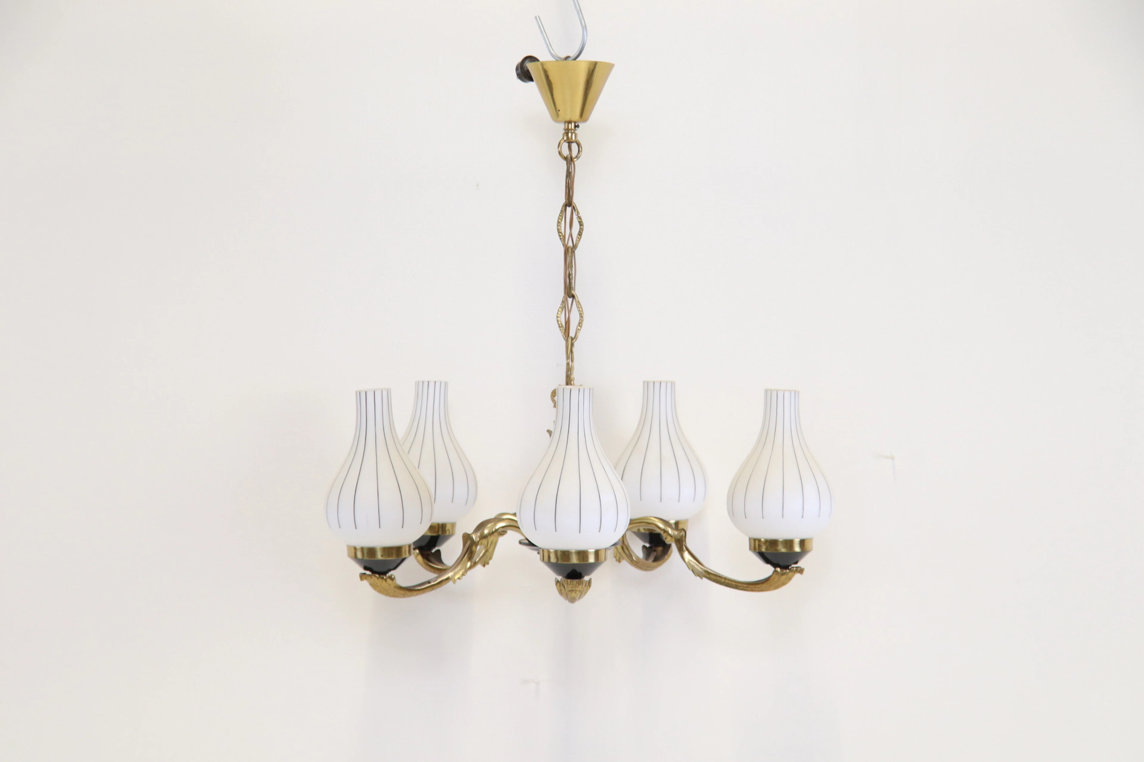 Kronleuchter, 5 Lichtpunkte, Metall/Glas.