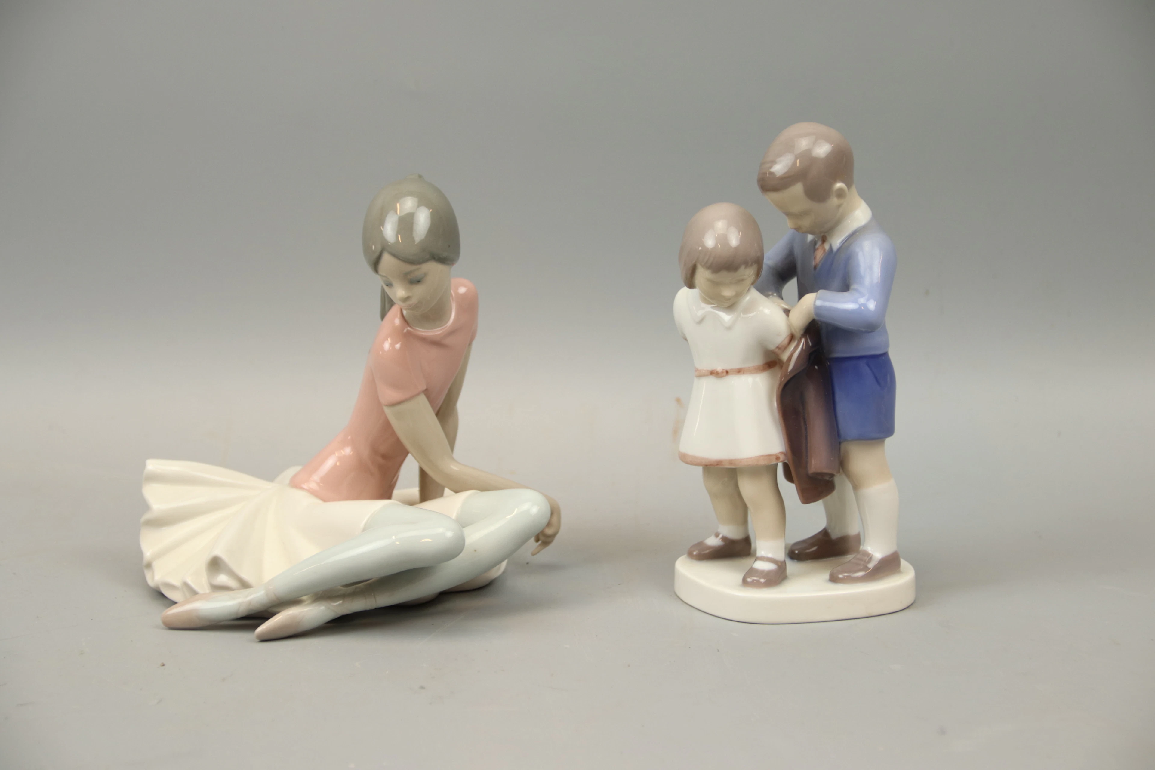 Figuritas, 2 piezas, porcelana, Lladro y Bing & Grondahl.