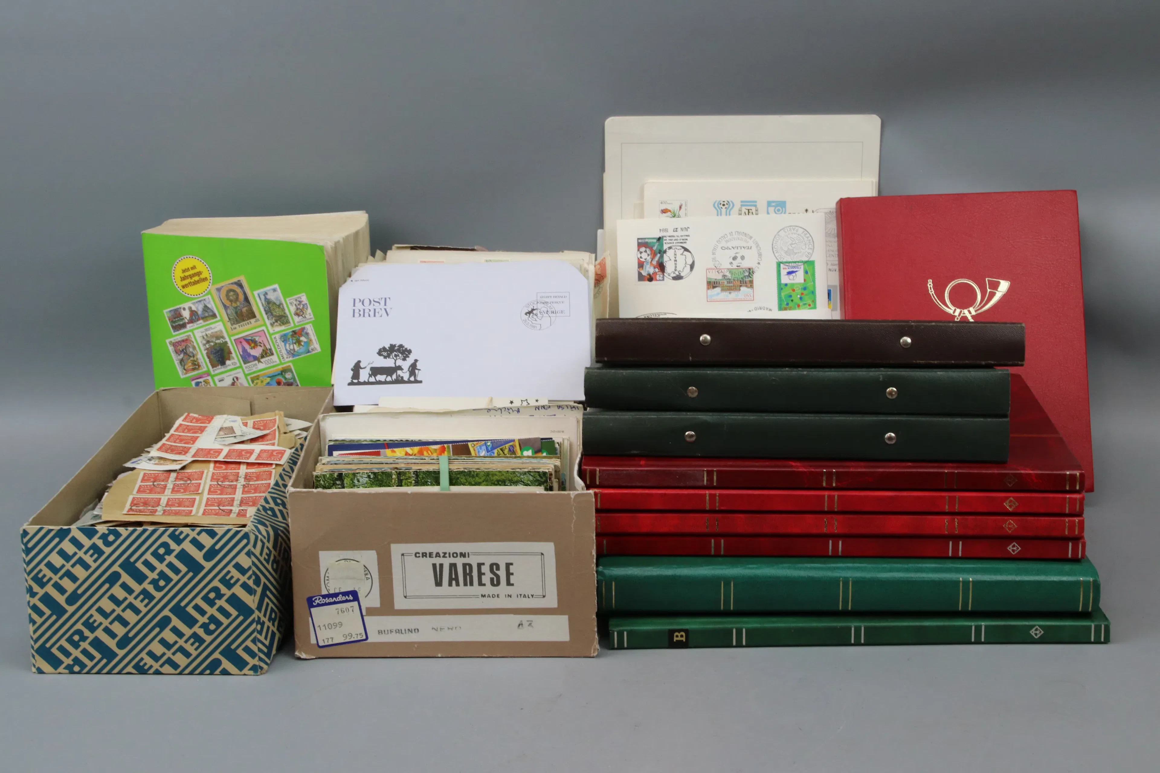 Stamps and postcards, one lot.