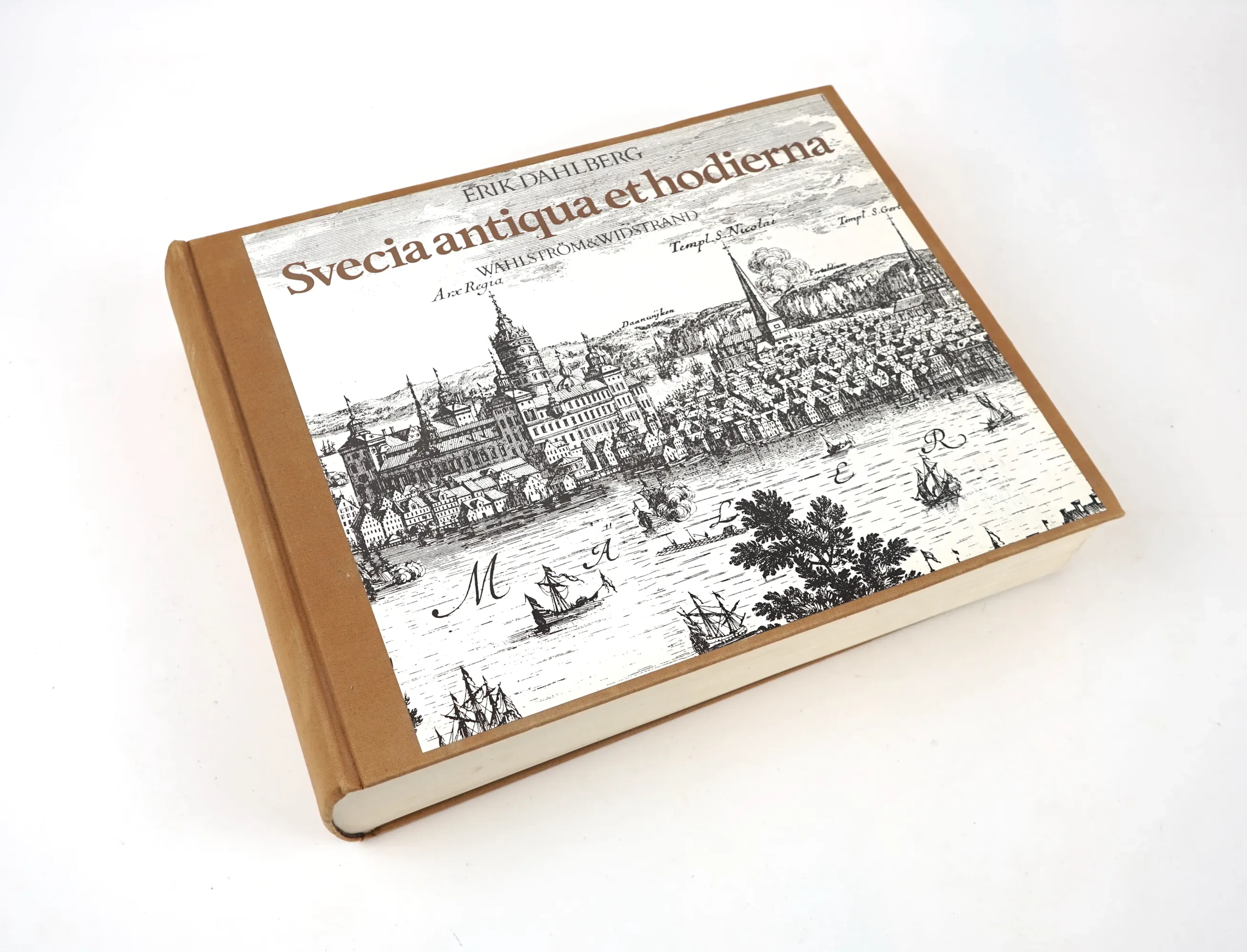 Erik Dahlberg, "Svecia Antiqua Et Hodierna", libro, Wahlström & Widstrand, 1983.