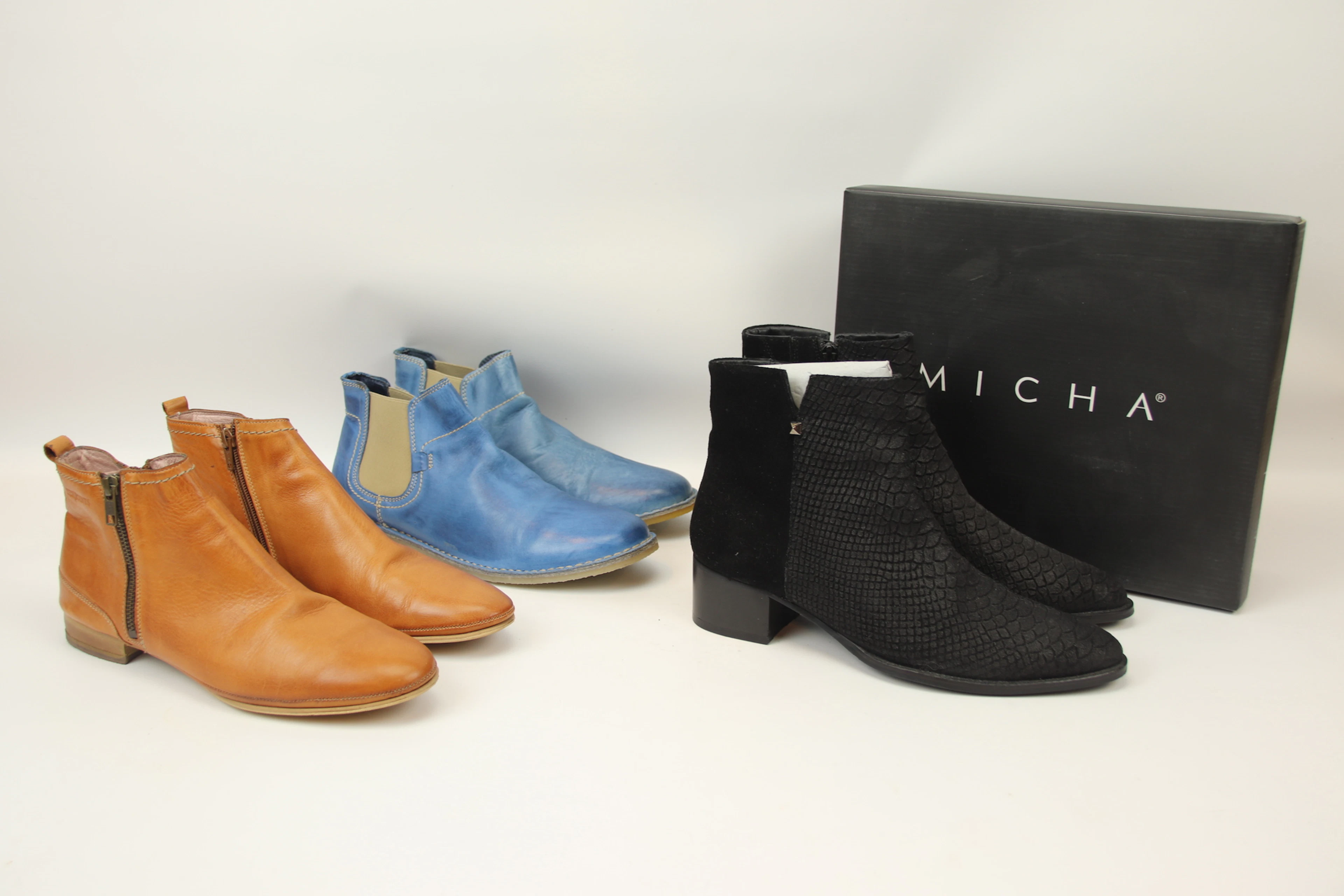 Shoes, 3 pairs, women, Ten Points and Micha.