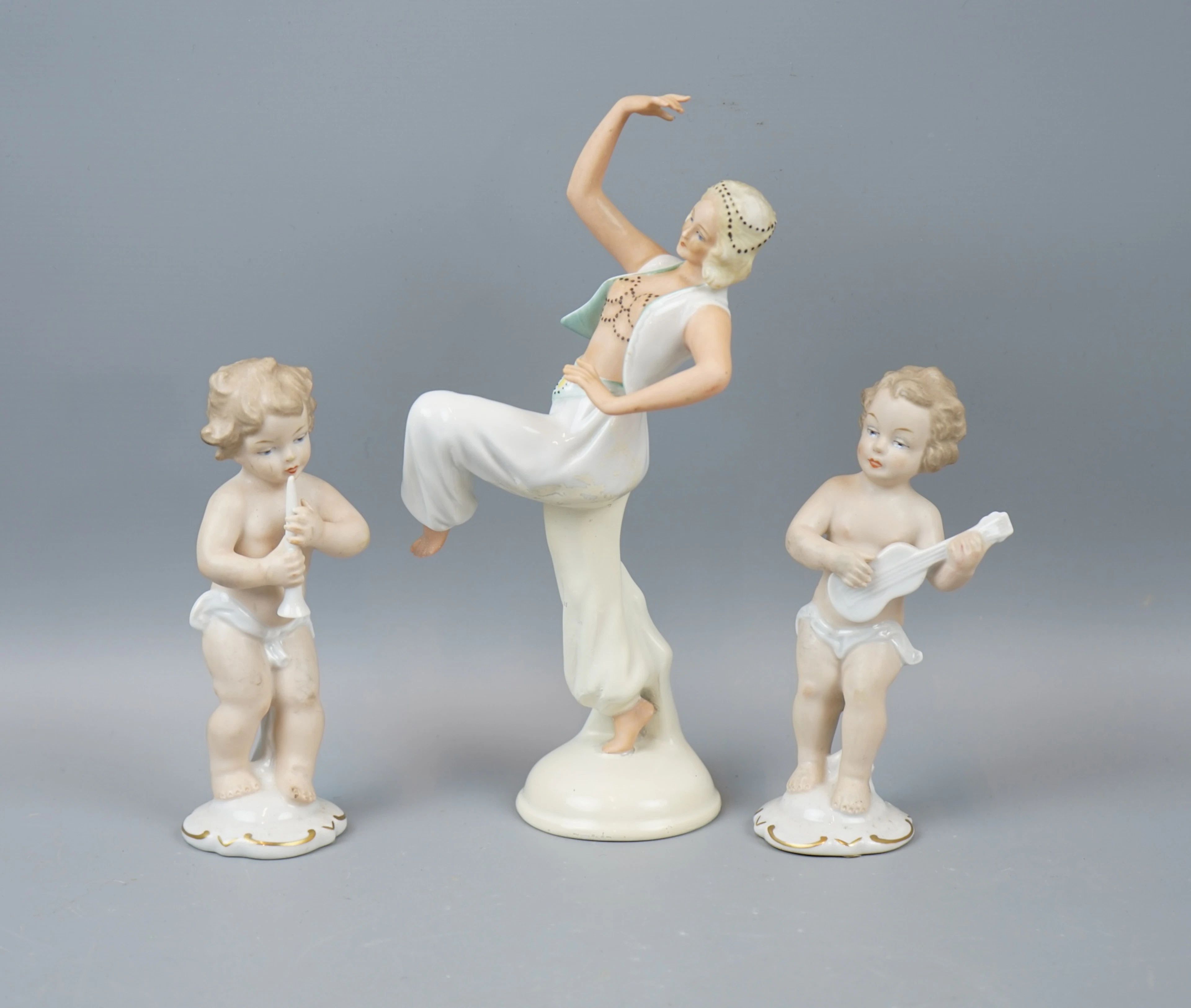 Figuren, 3 Stücke, Porzellan, Wallendorf und Schaubach Kunst, Deutschland.