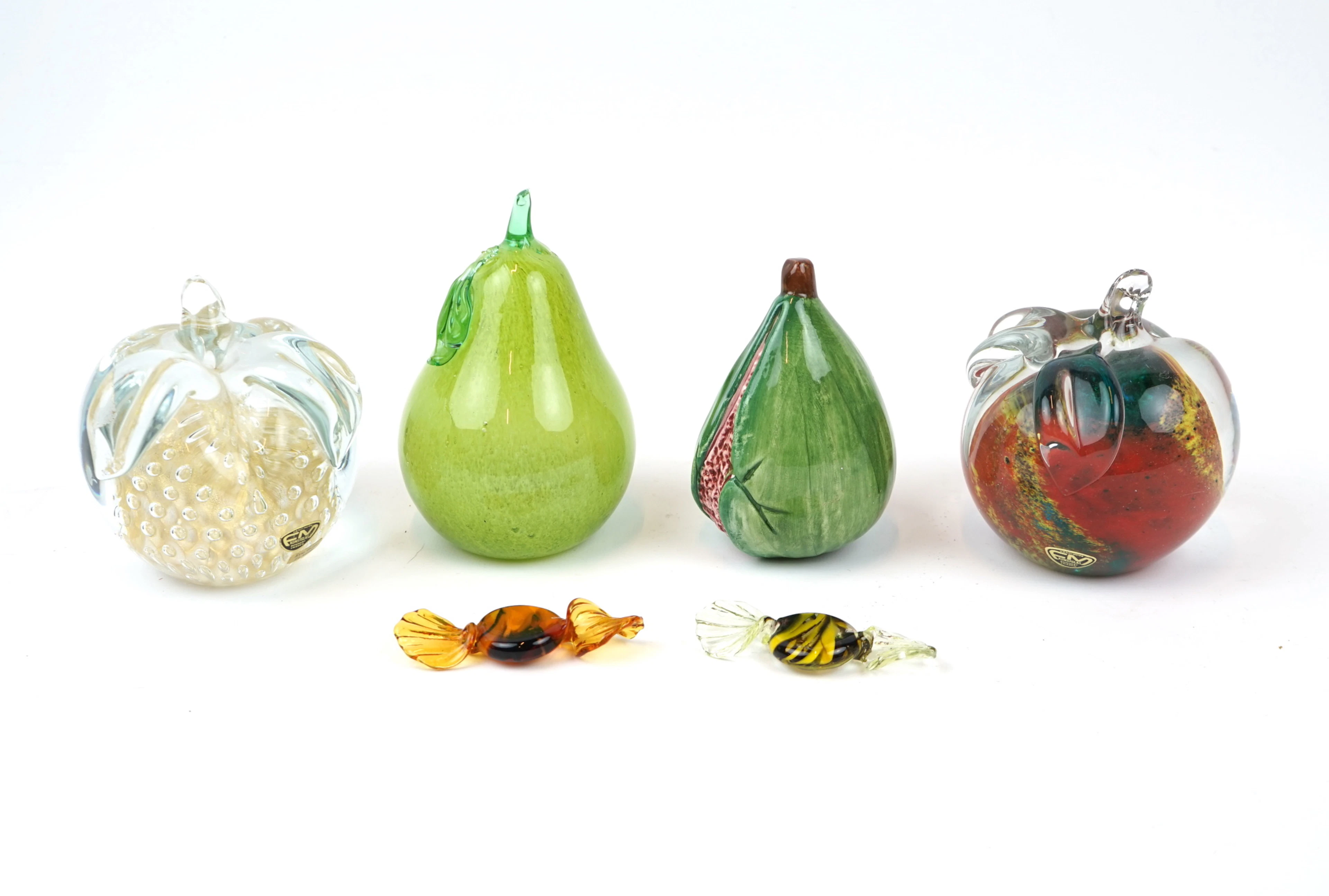 Obst und Süßigkeiten, 6 Stücke, Glas/Keramik, darunter FM Art Glass Ronneby.