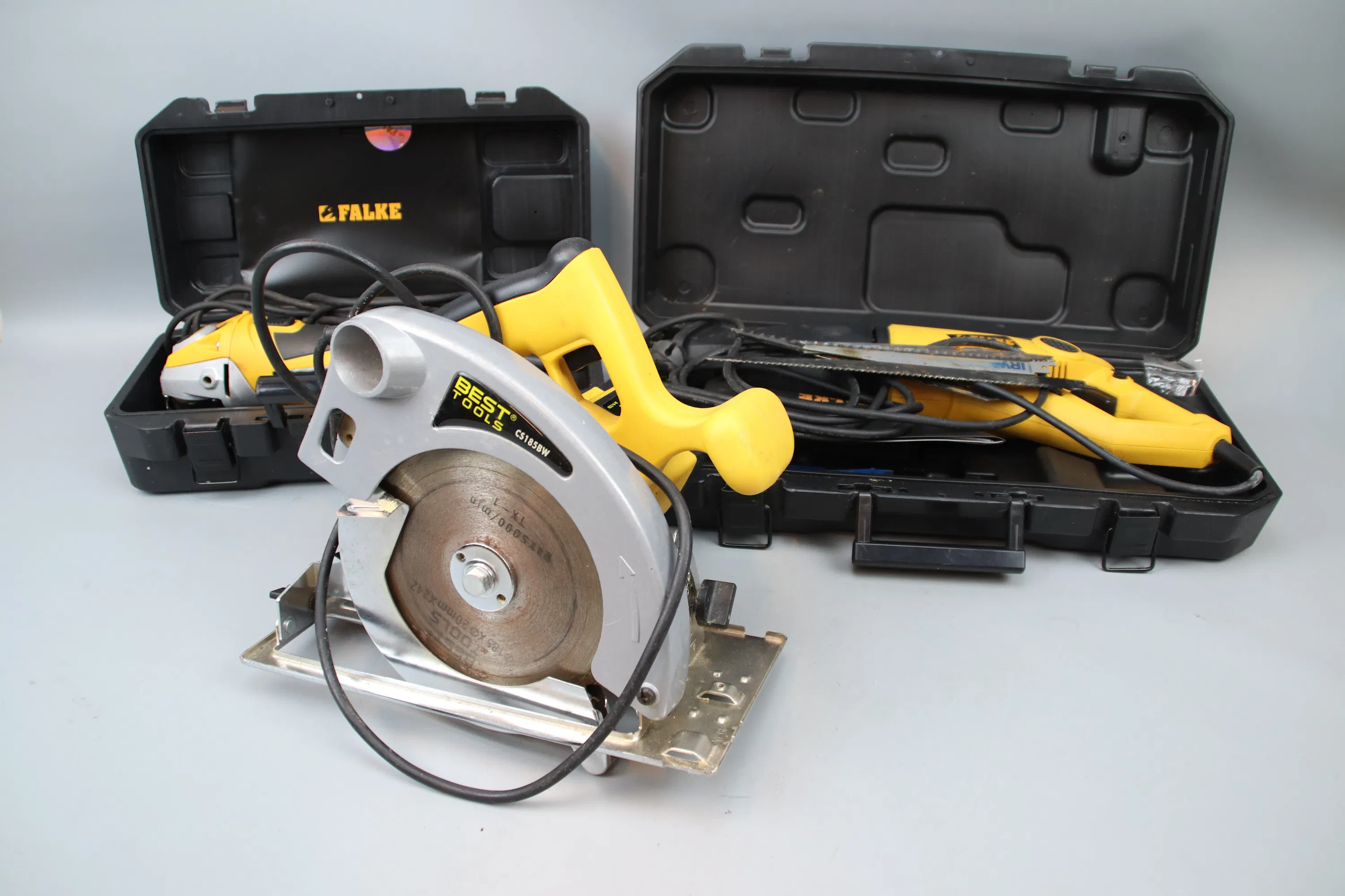 Tools, angle grinders, reciprocating saws, circular saws, Falke.