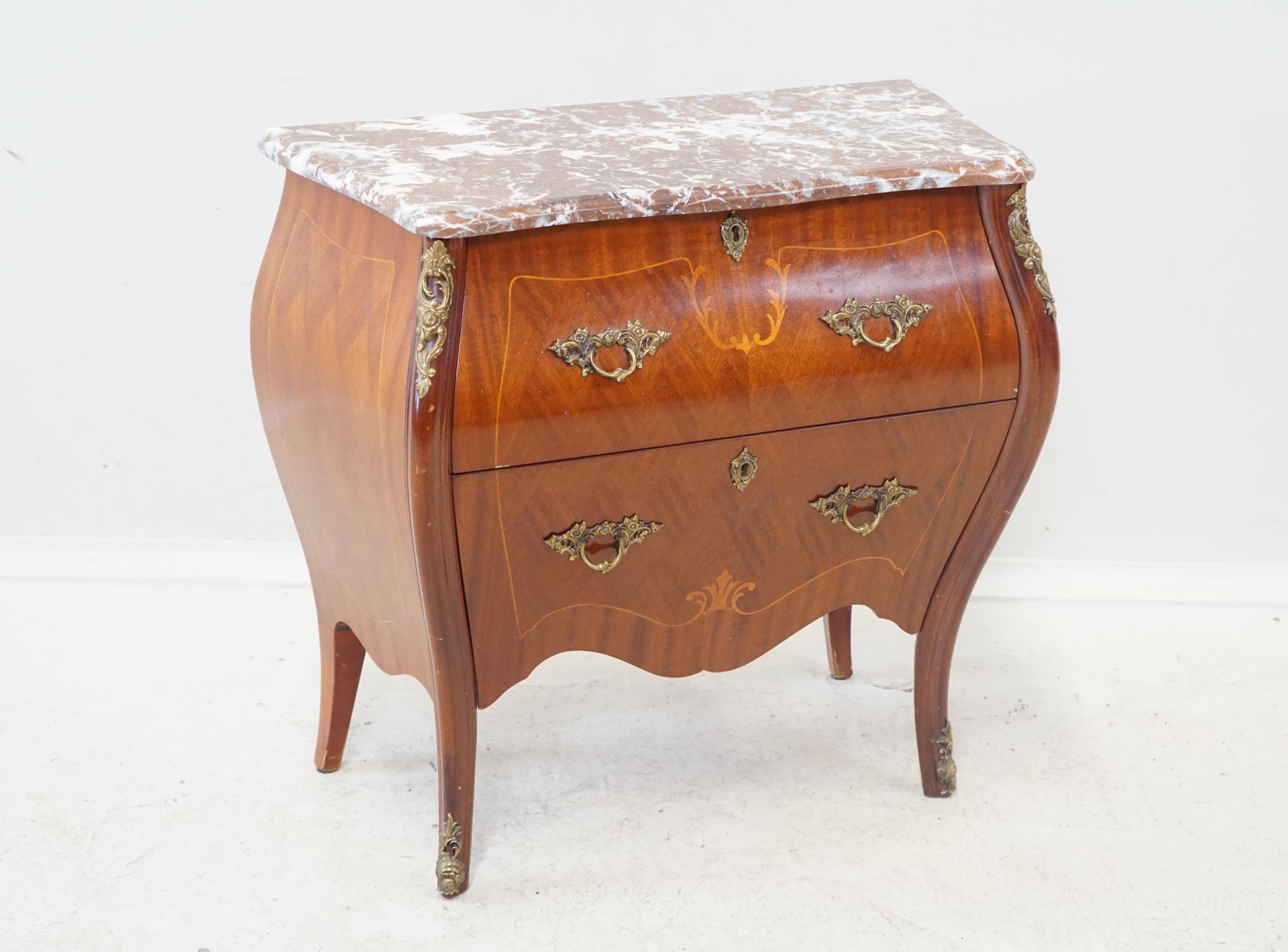 Cassettiera in stile, 2 cassetti, legno, piano in pietra, stile rococò, 1900.