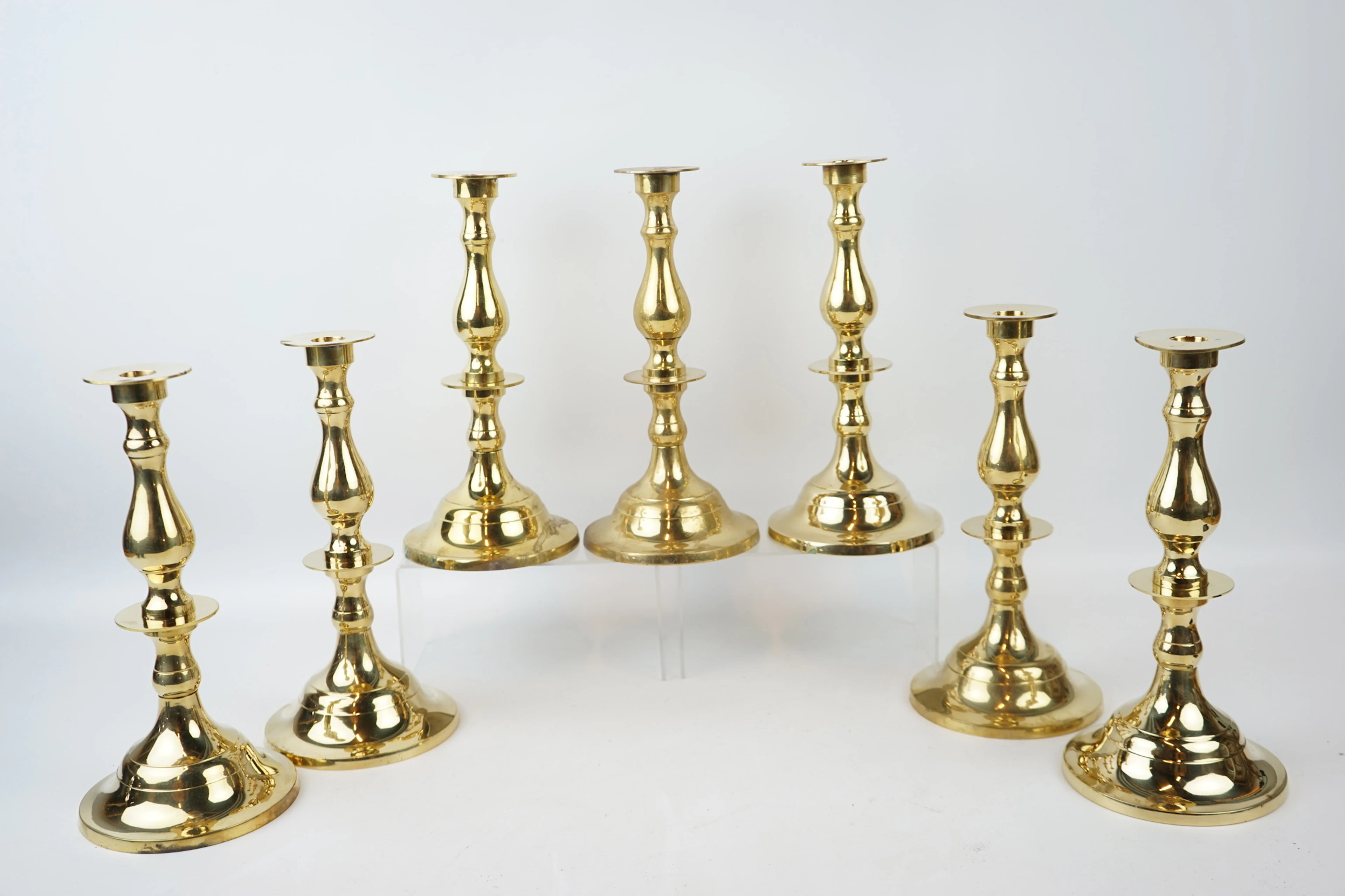 Bougeoirs, 7 pièces, laiton, Munka Sweden, contemporain.