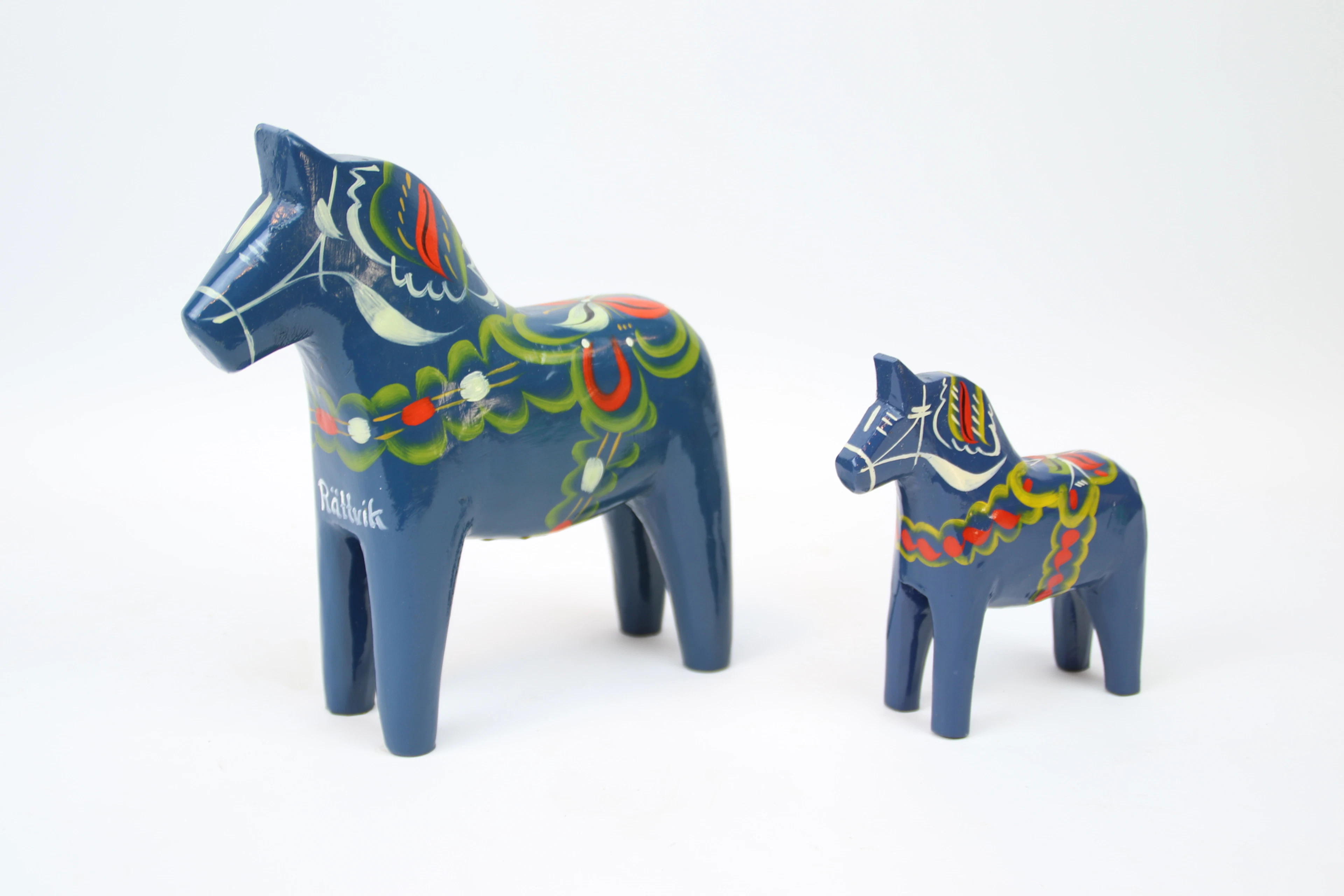 Dala horses, 2 pcs, wood, Nils Olsson, Nusnäs.