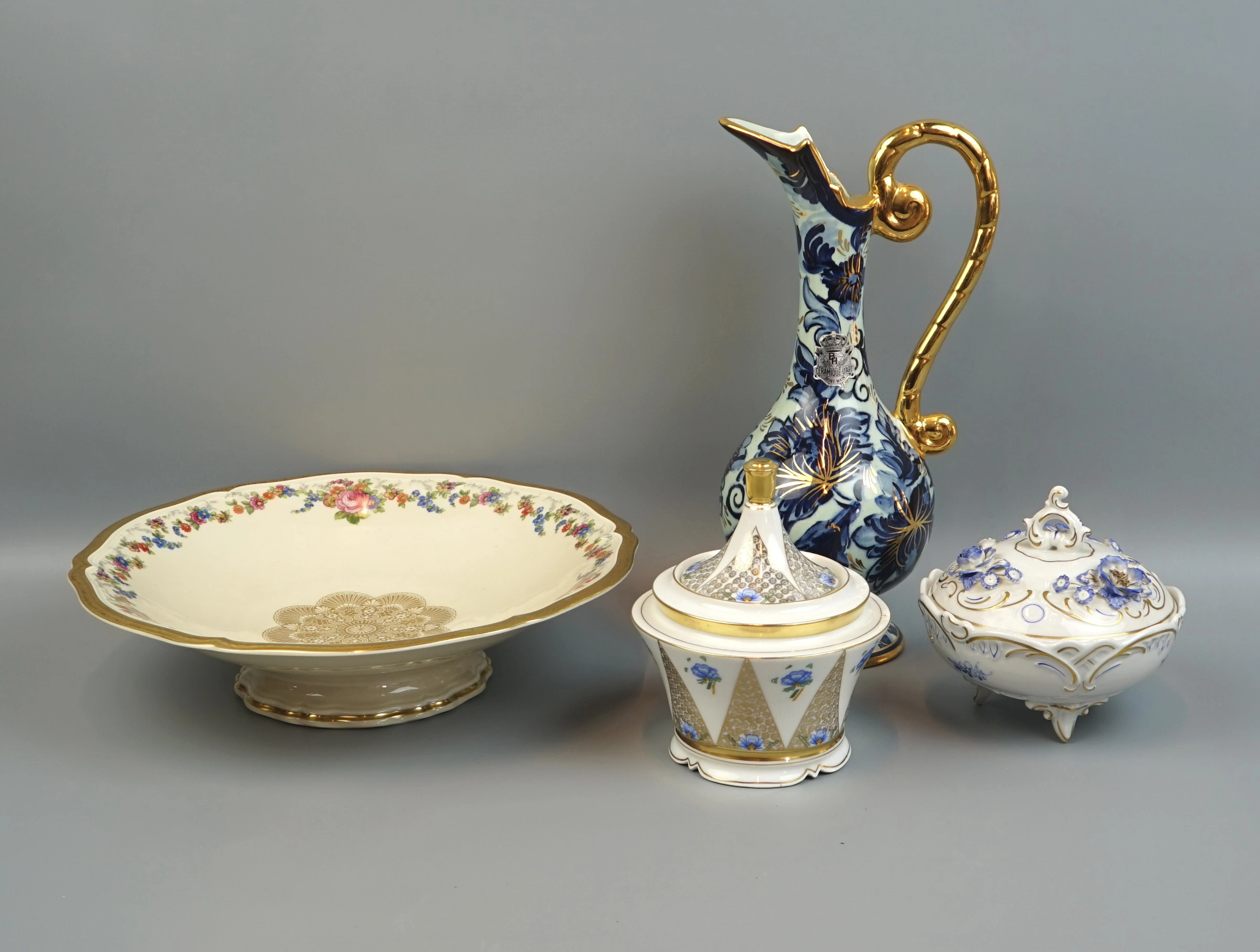 Untertasse, Deckelschalen und Krug, 4 Stück, Porzellan, inklusive Rosenthal.