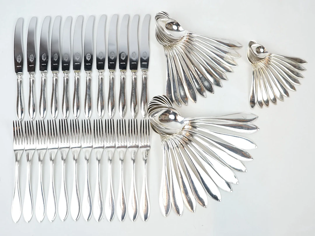 Cubertería, 59 piezas, plata níquel, 'encaje sueco''.