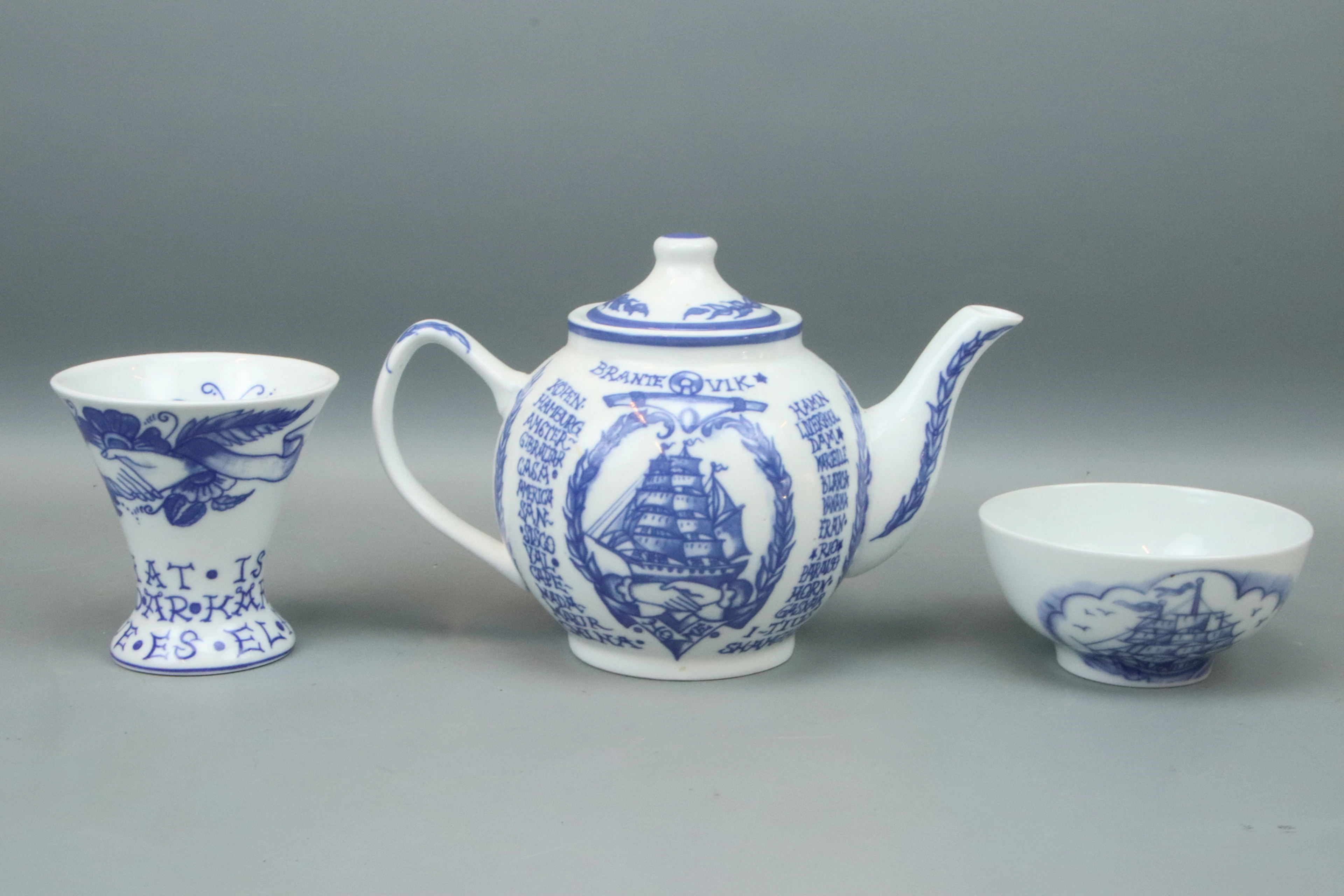 Teekanne, Vase, Schale, Porzellan, von Mutti.