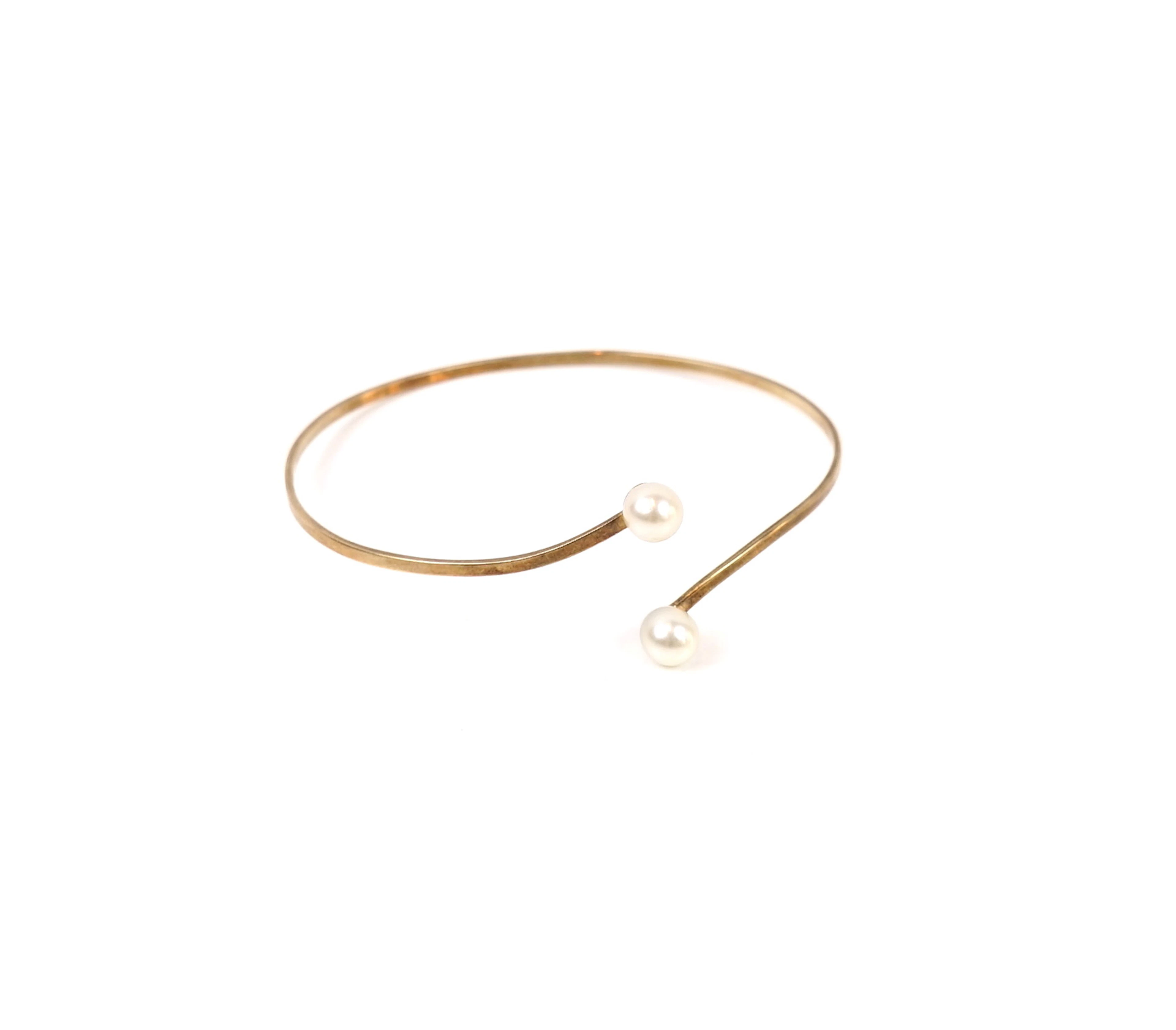 Pulsera, rígida, oro de 18 quilates, con 2 perlas, Stigbert.