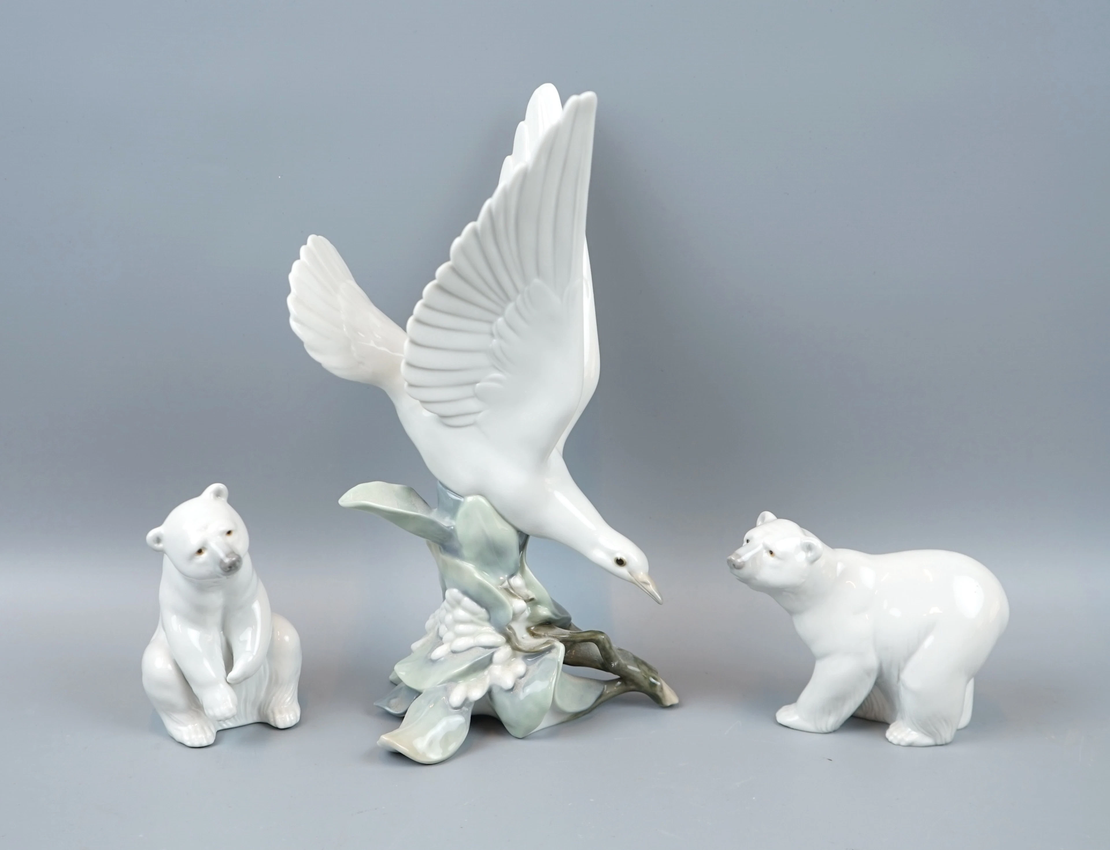 Figuritas, 3 piezas, porcelana, Lladro, España.