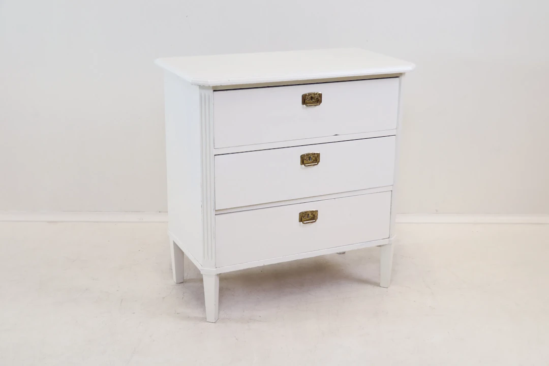 Comò, legno.
