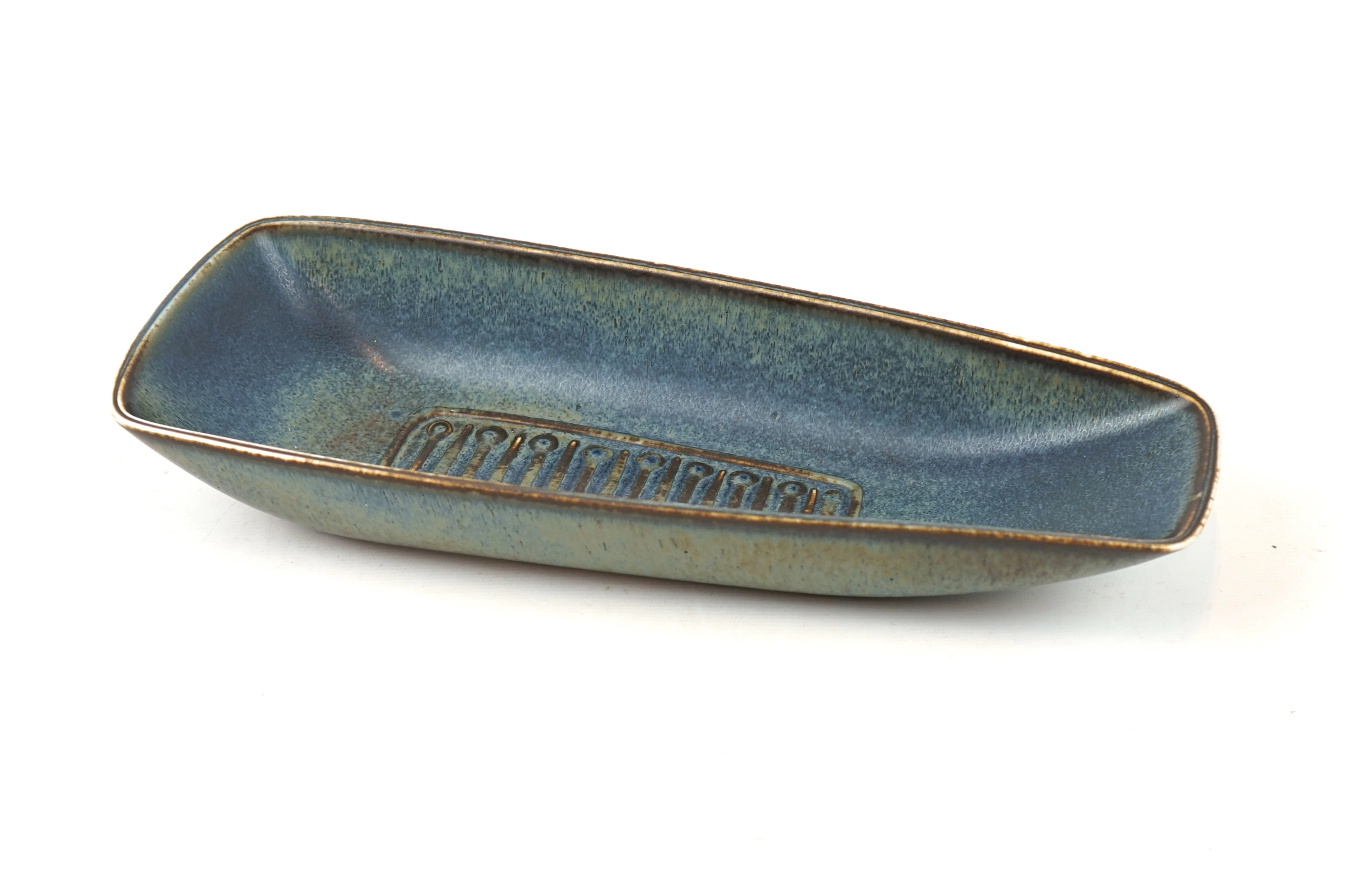 Gunnar Nylund, una ciotola di ceramica, Rörstrand.