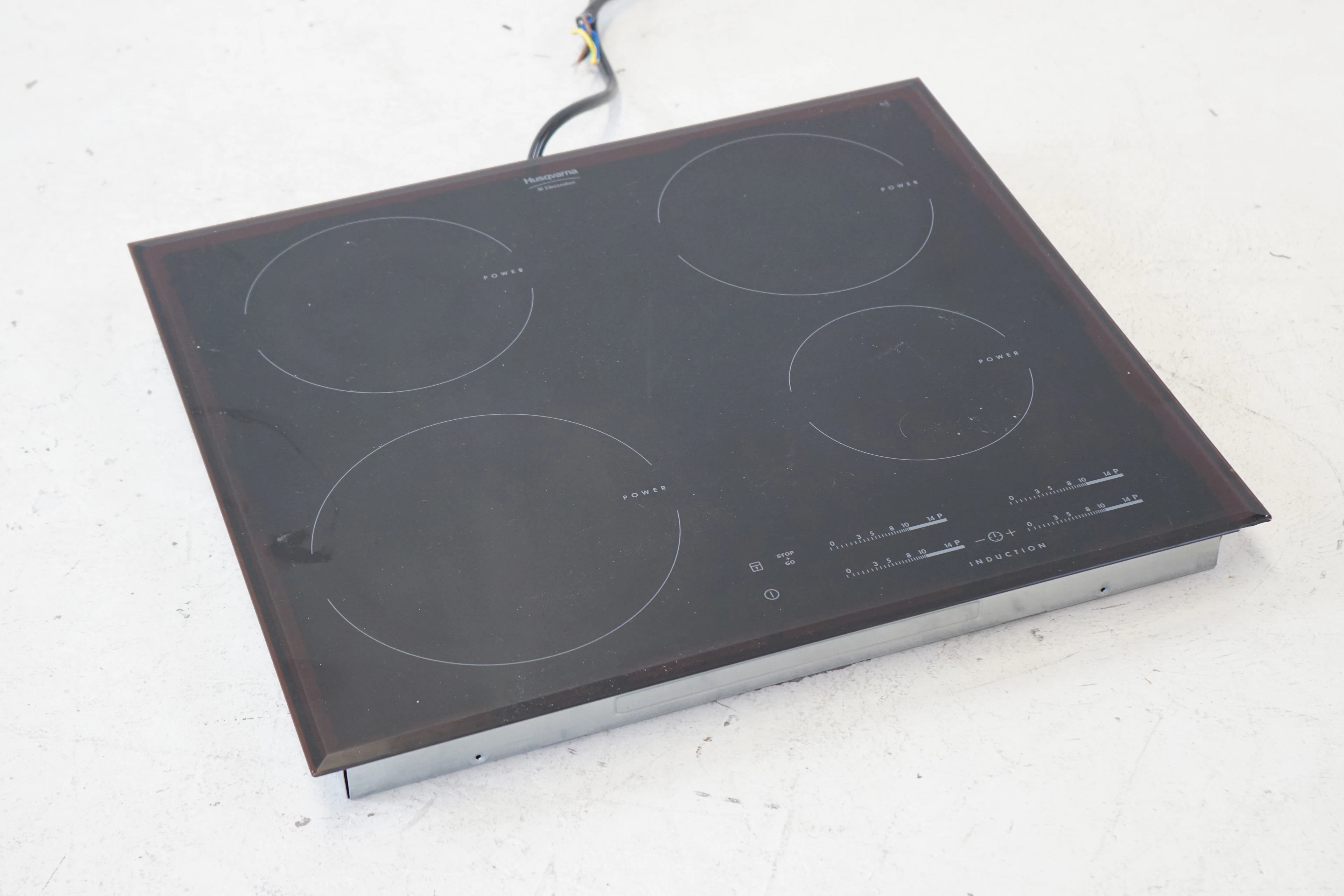 Table de cuisson à induction, Husqvarna, Electrolux.