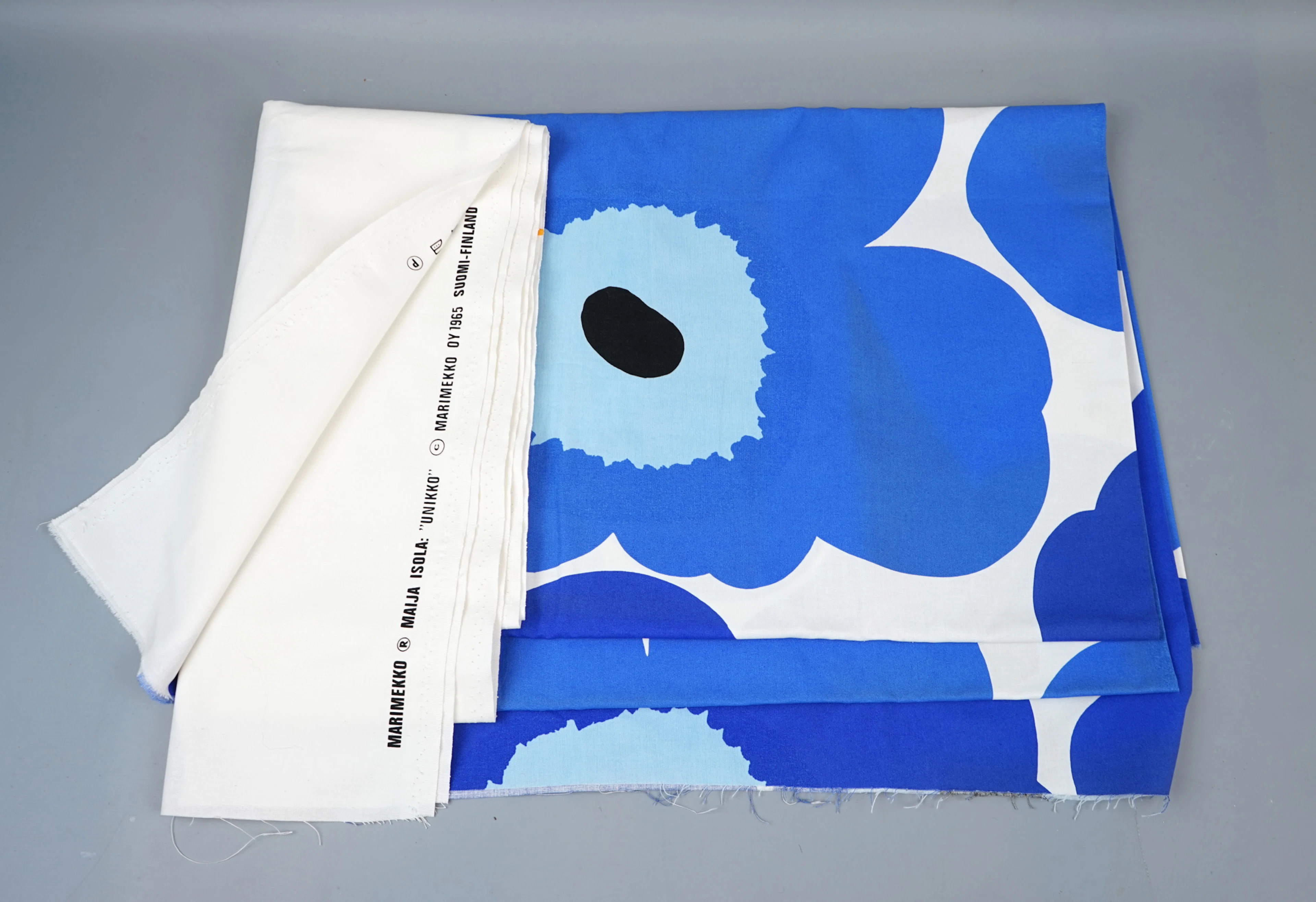 Maija Isola, ein Stoff, "Unikko", Marimekko, Finnland.