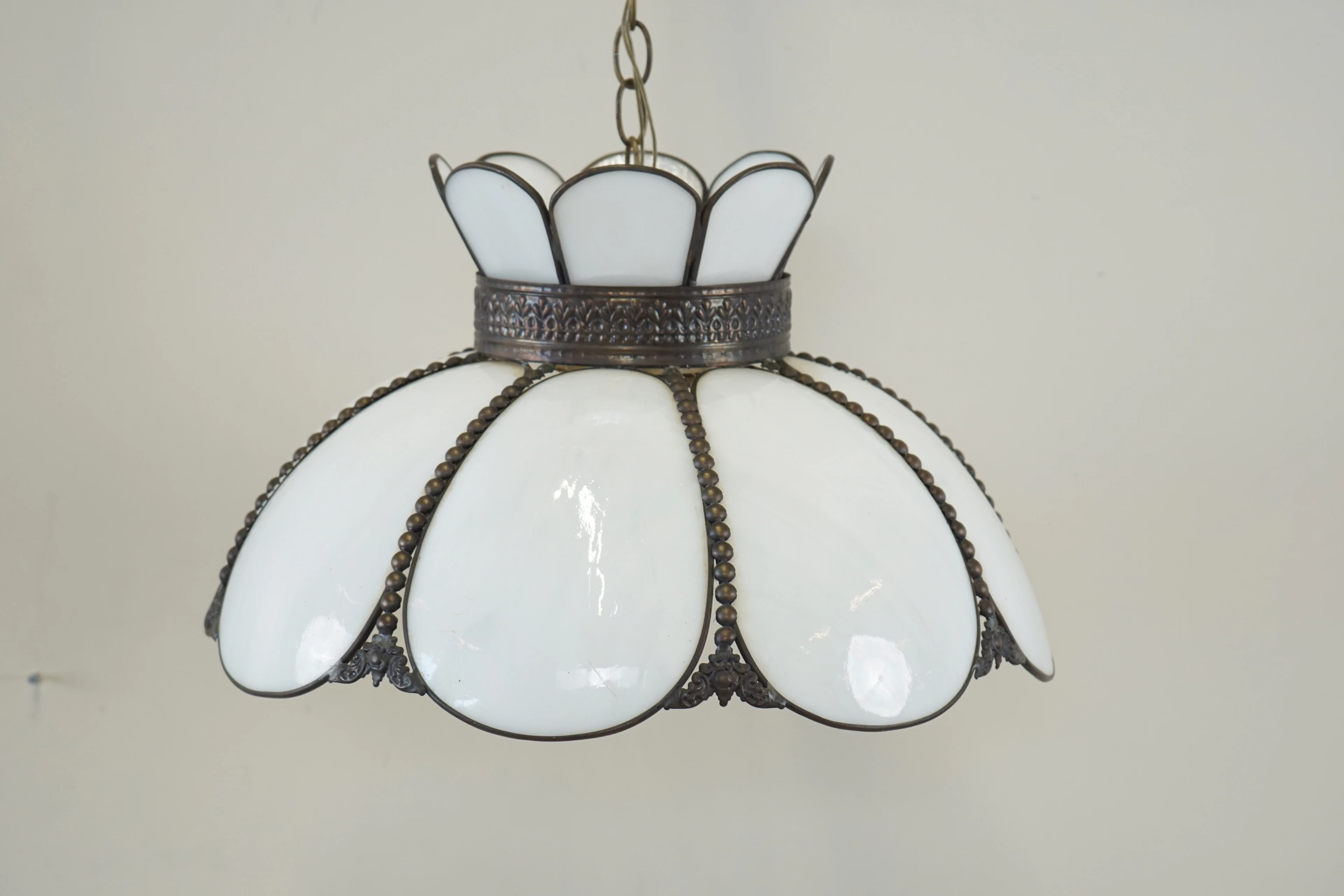 Lampada da soffitto, stile Tiffany, metallo/vetro, 1900.