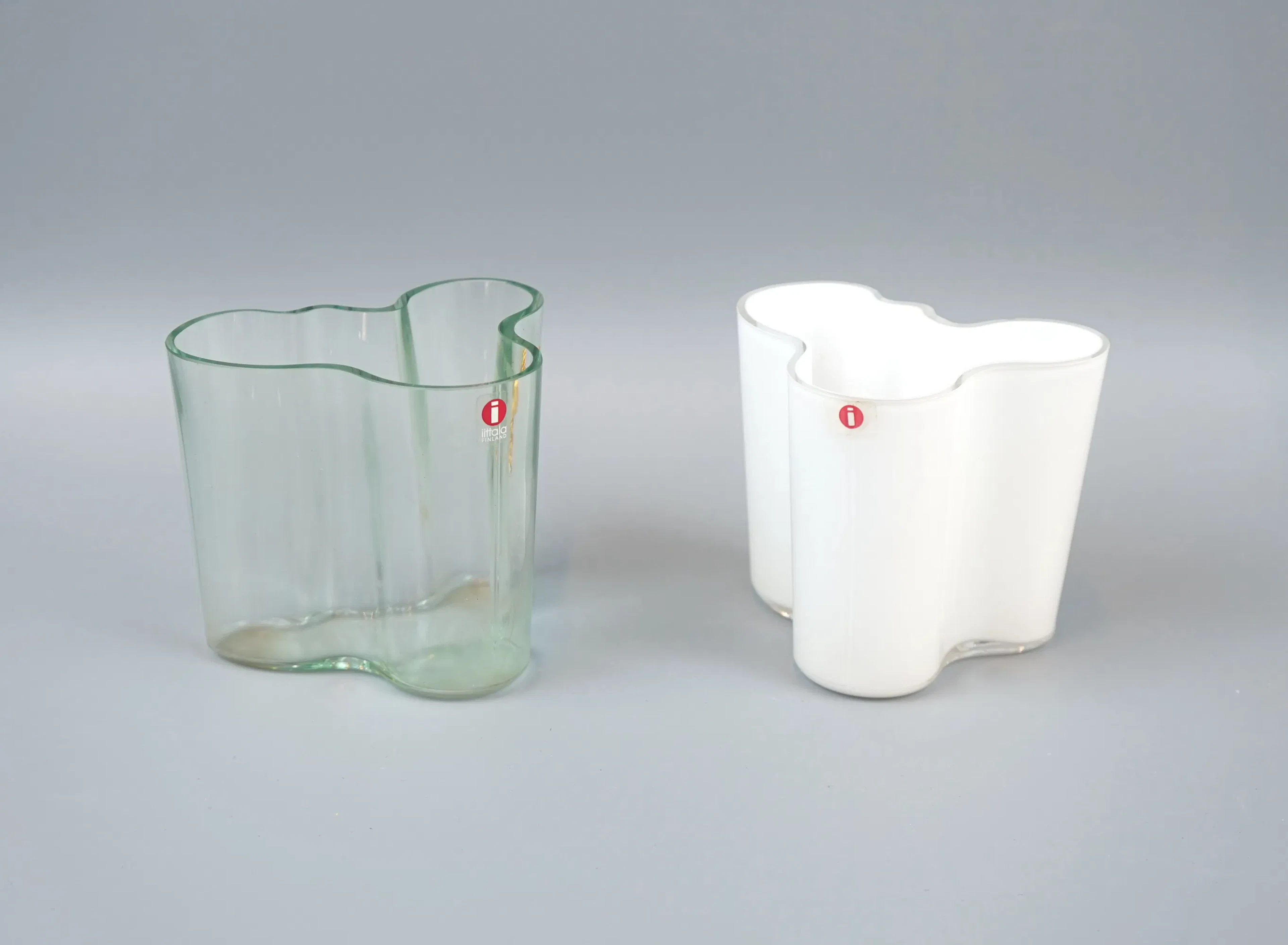 Alvar Aalto, a glass vase, 2, ''Savoy'', Iittala, Finland.
