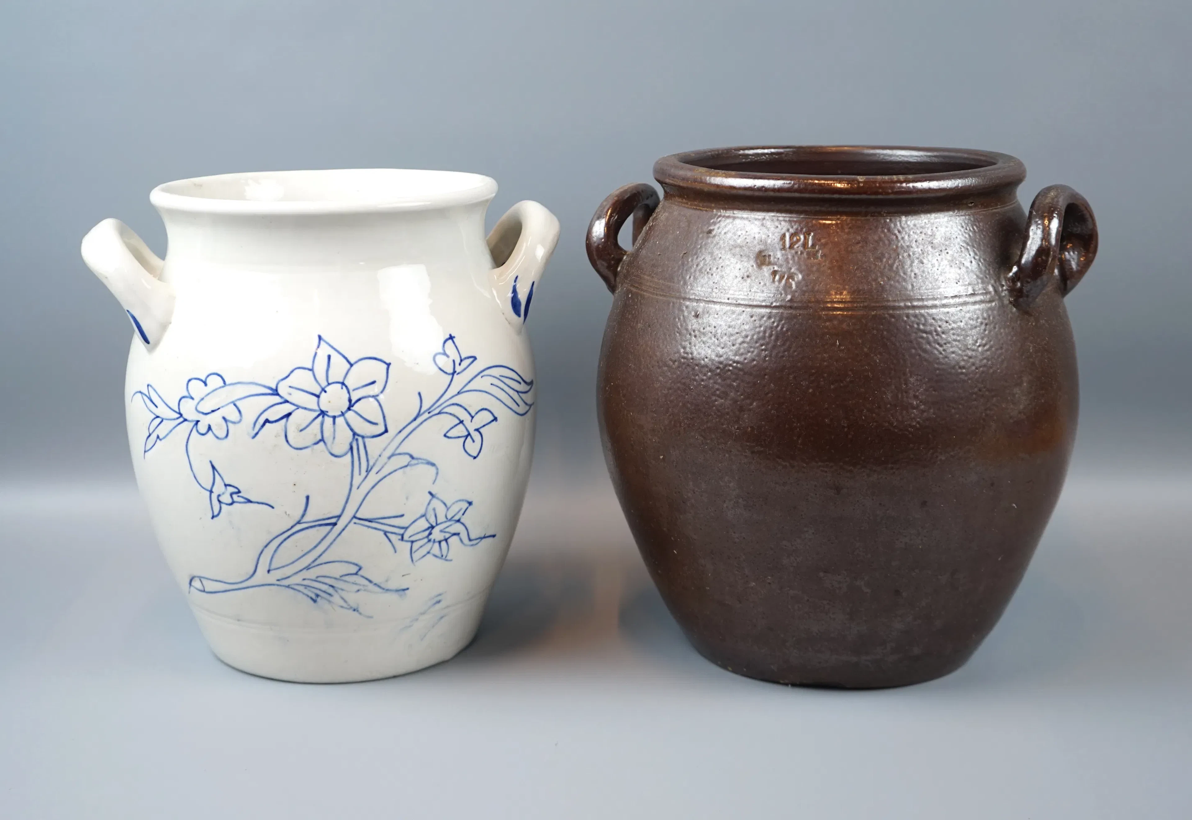 Tazze, 2 pezzi, ceramiche, Rörstrand e Höganäs.