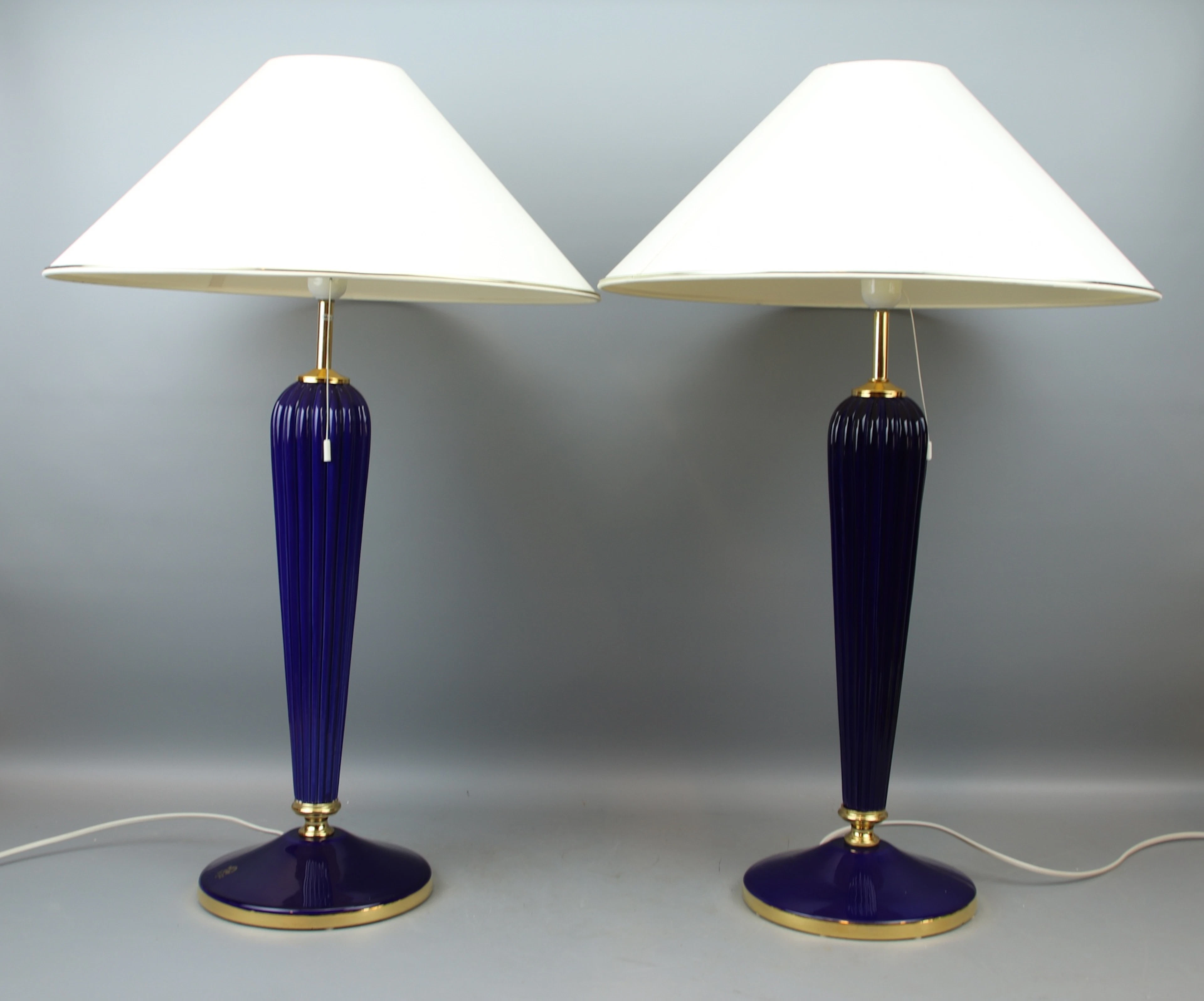 Table lamps, a couple of porcelain, Antica Athena, Italy.