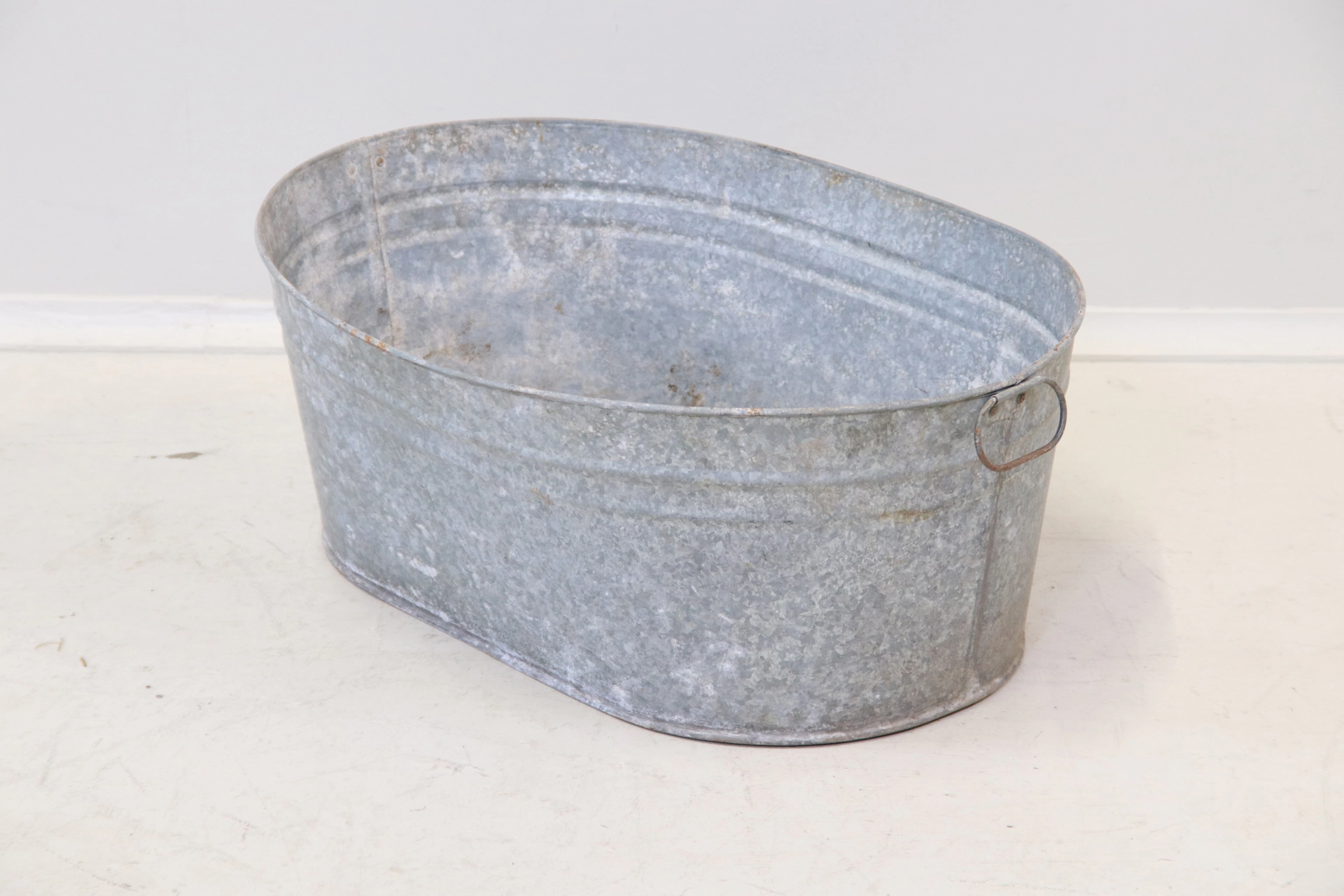 Baignoire, zinc.