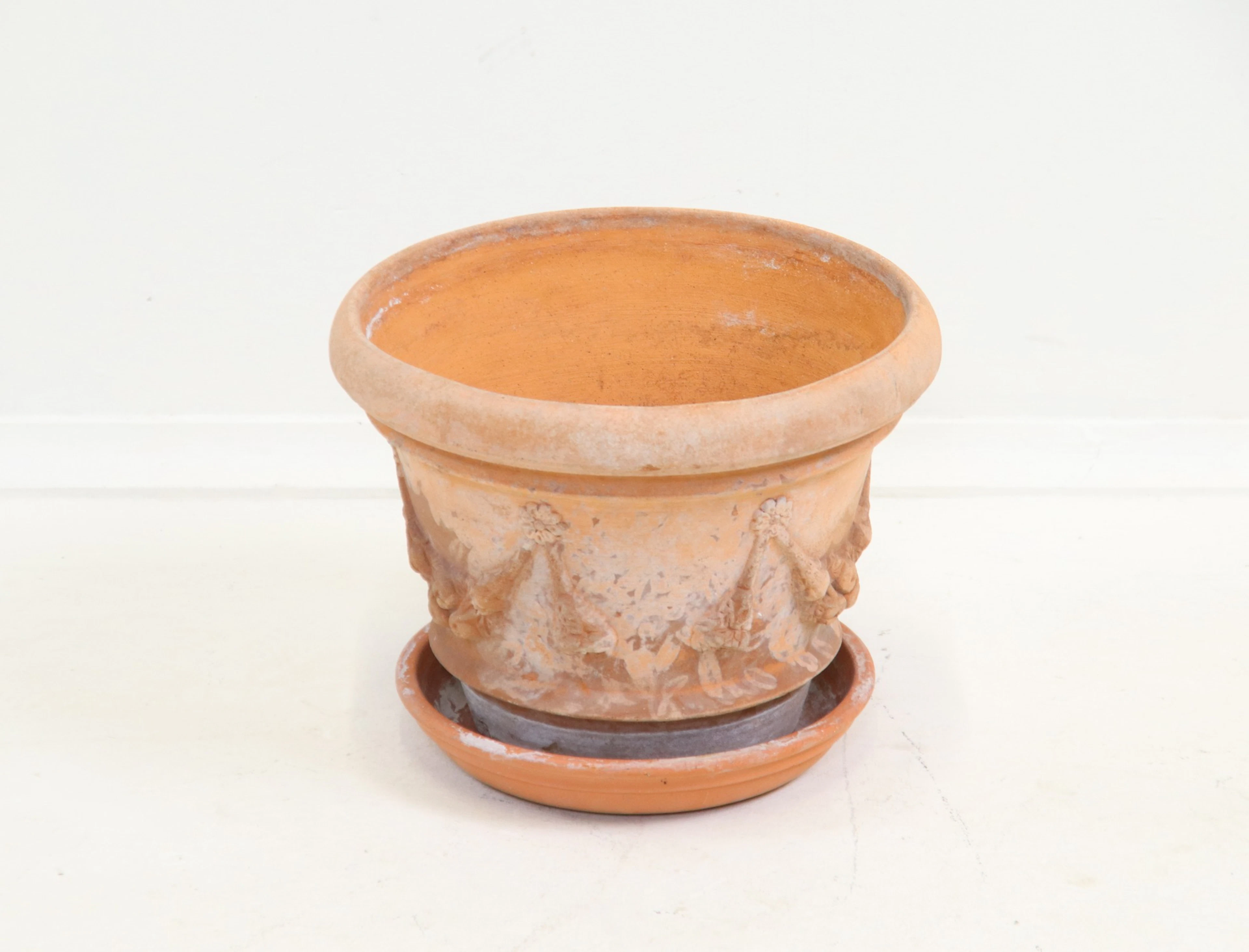 Vaso, ceramiche, REF Impruneta, Italia, e piattino, ceramiche.