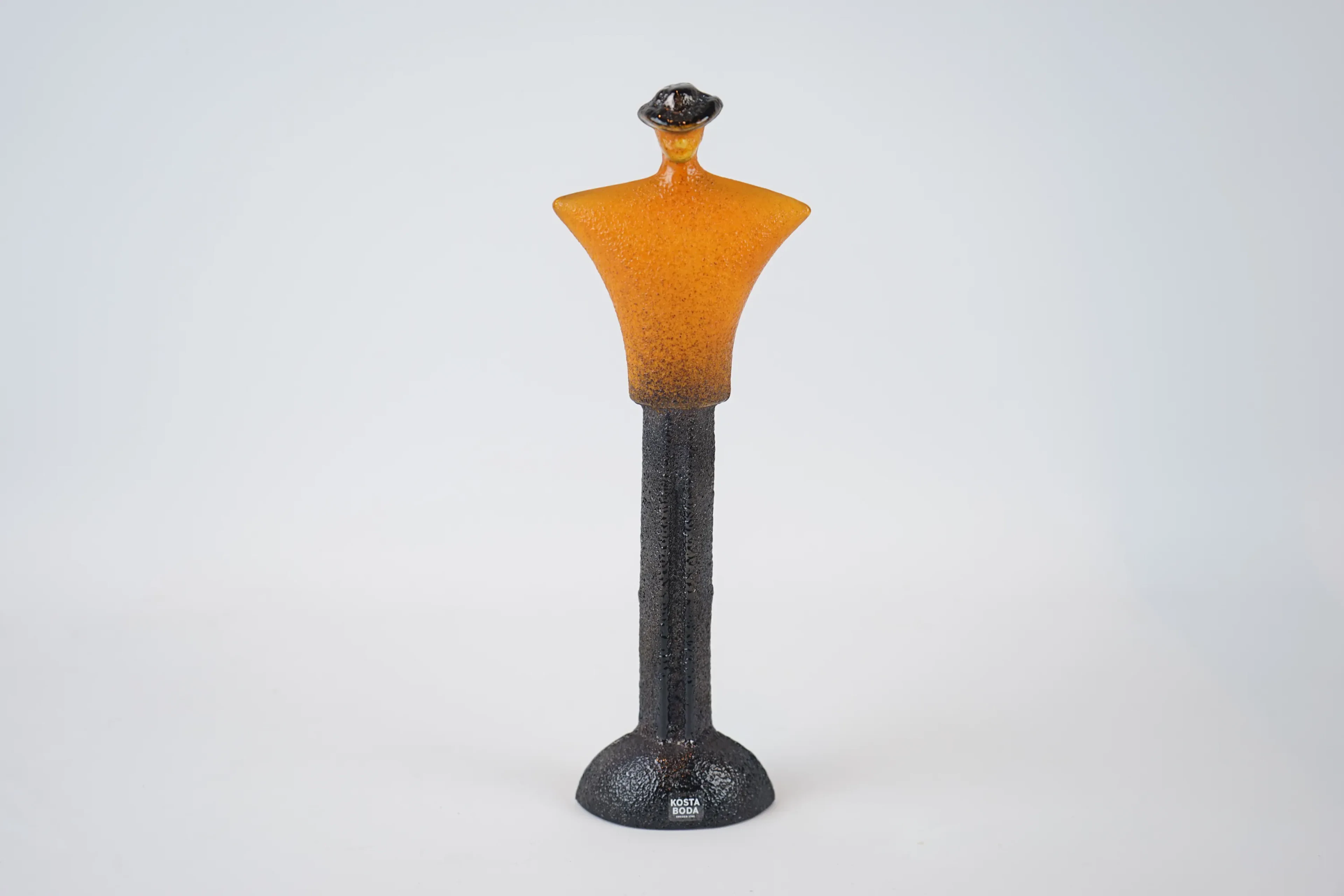 Kjell Engman, "Dressboy", scultura, vetro, dalla serie Catwalk Kosta