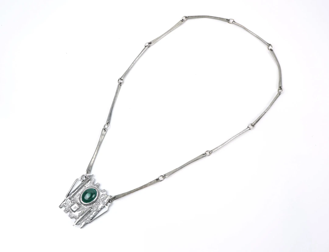 Necklace, pewter with malachite.