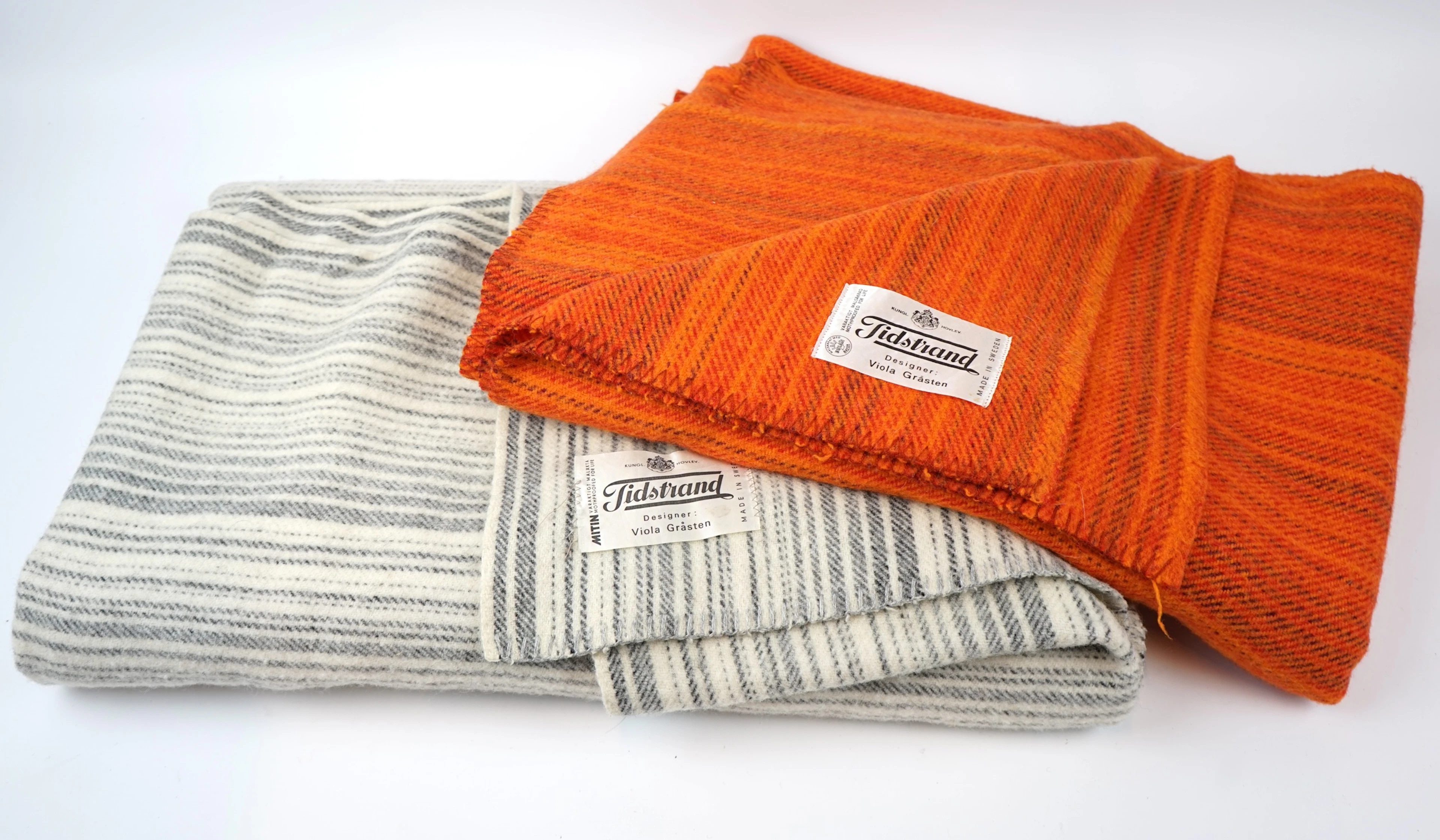 Viola Gråsten, 2 woollen throws, Tidstrand.