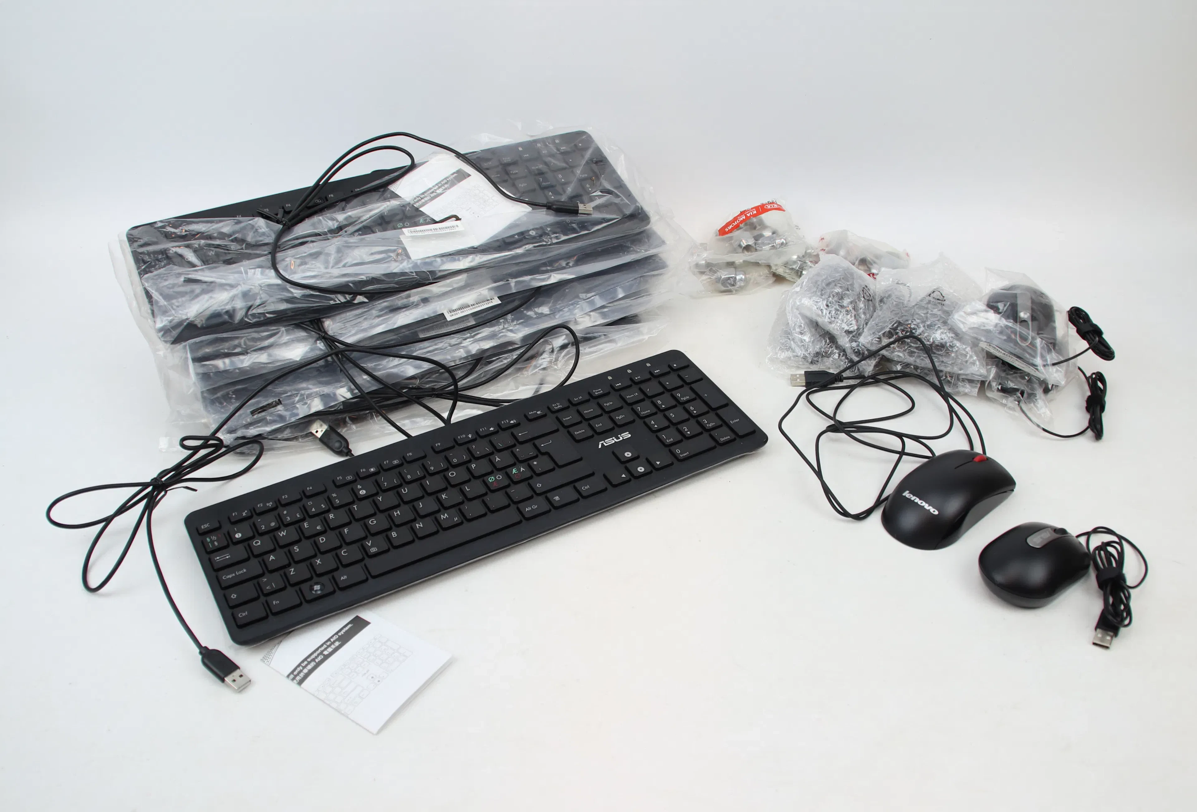 Keyboard and computer mice, 7+8 pcs, mostly Asus.