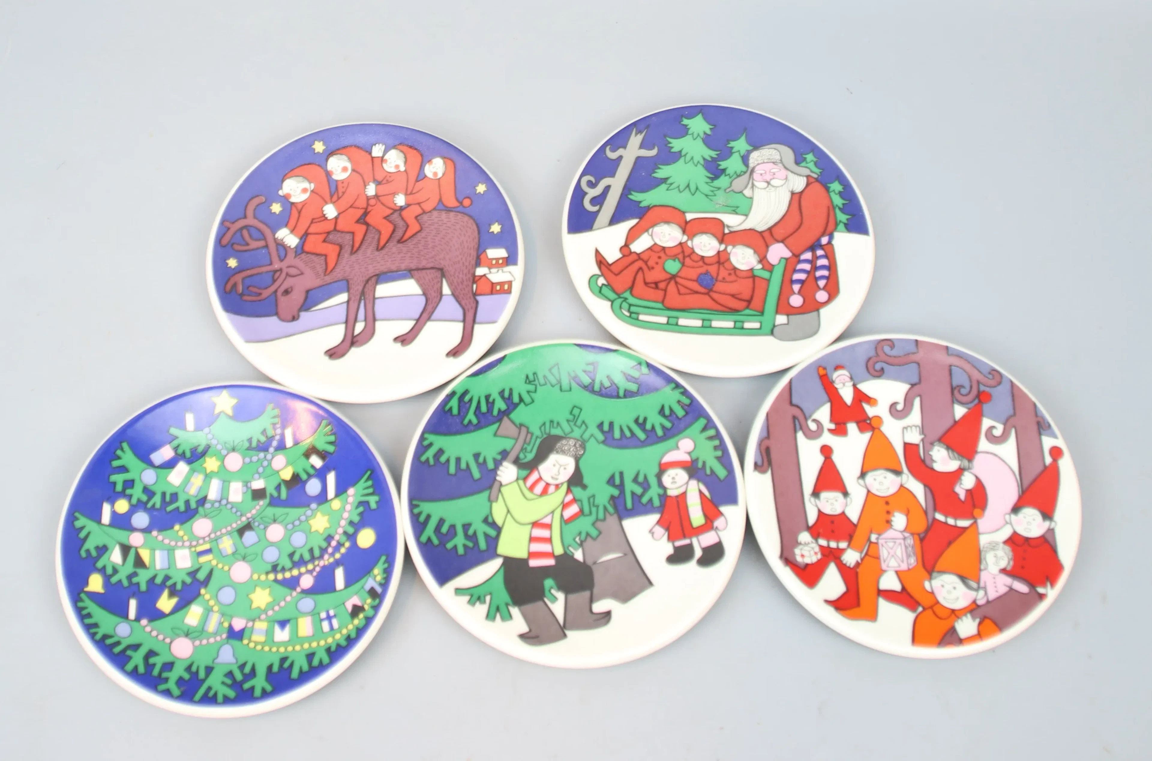 Plato, 6 piezas, cerámica, Arabia, Finlandia, tarjeta de Navidad 1979.