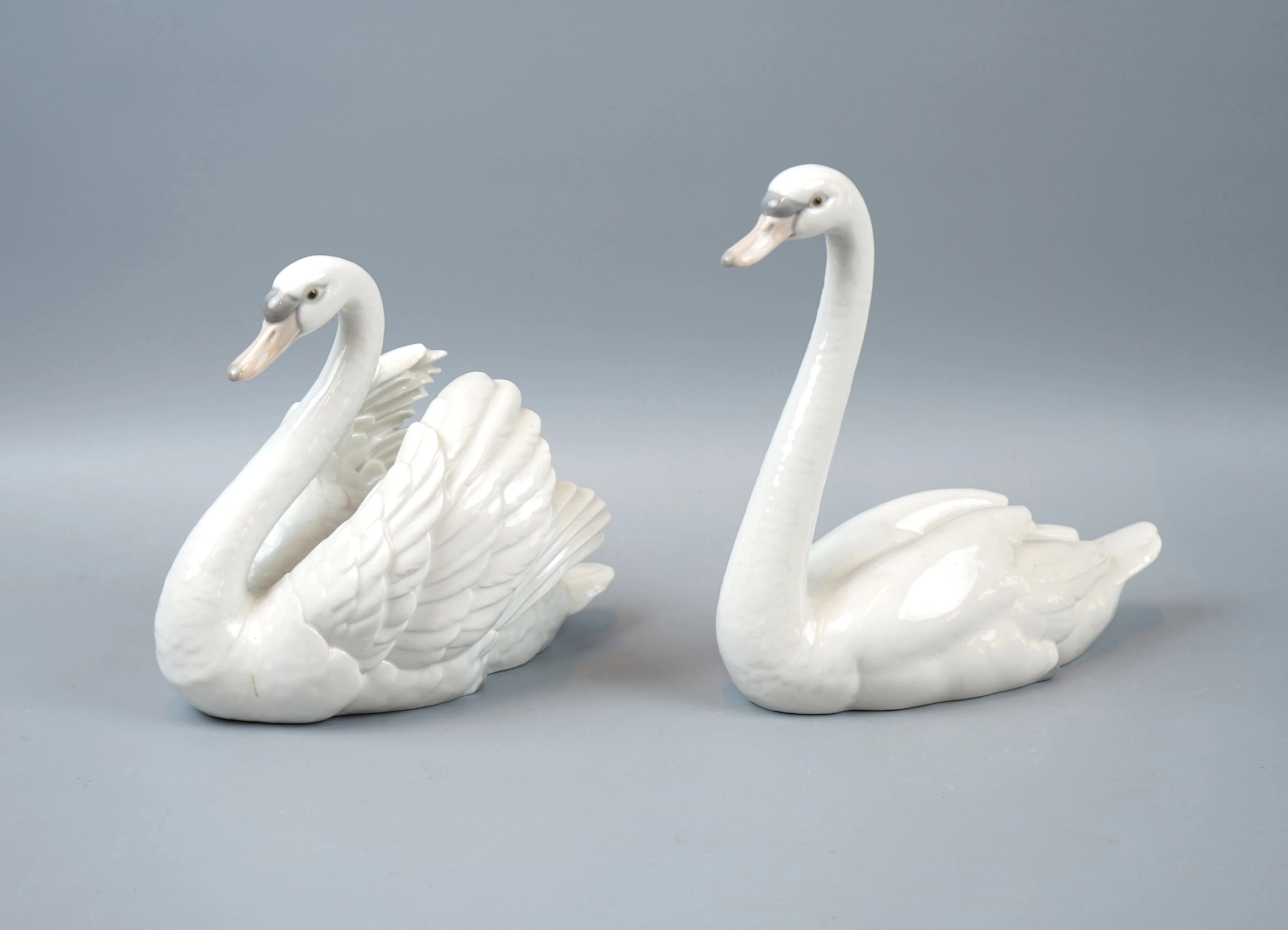 Figuritas, cisnes, 2 piezas, porcelana, Lladro.