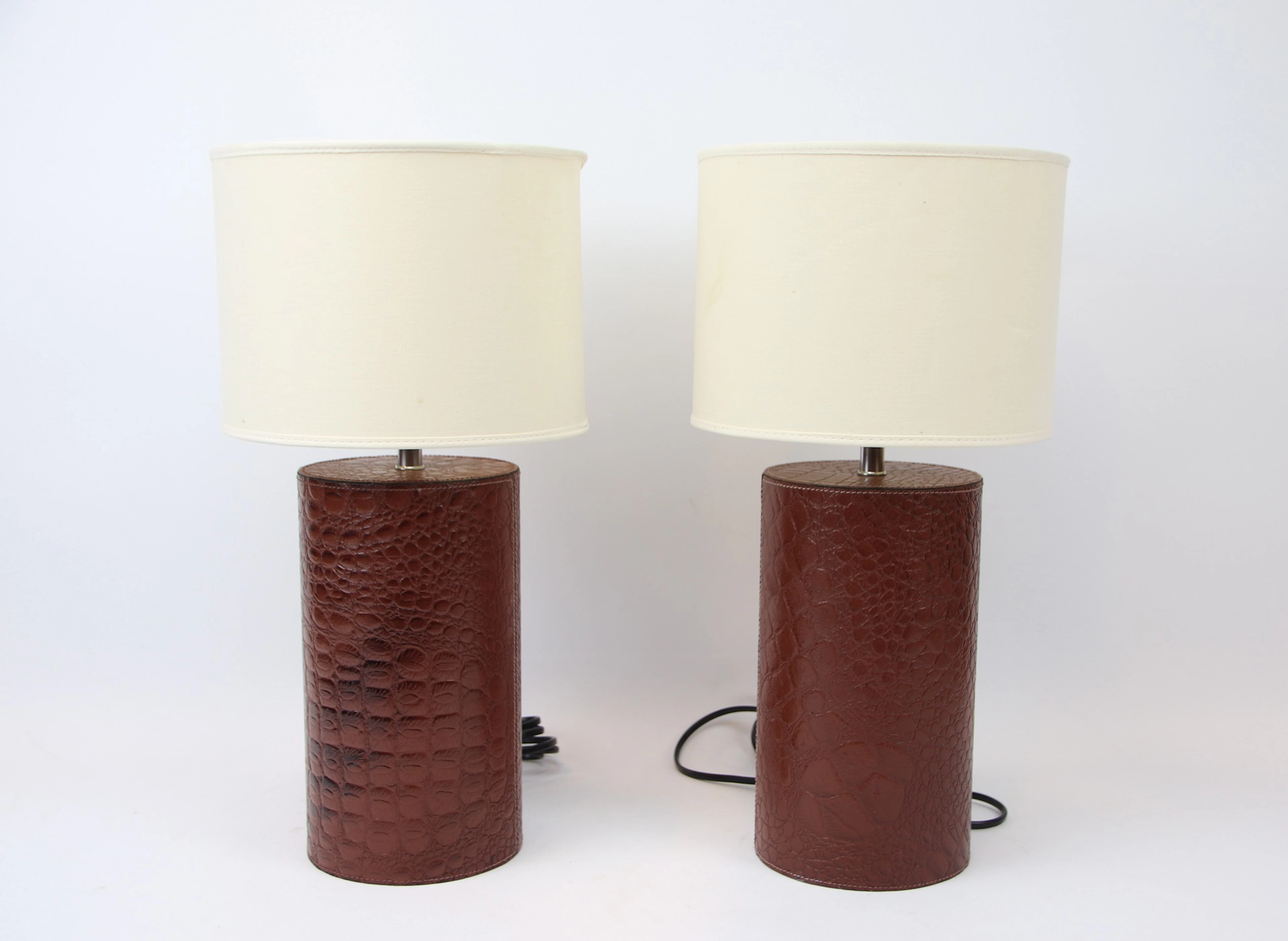 Lampes de table, une paire, cuir embossé, contemporain.