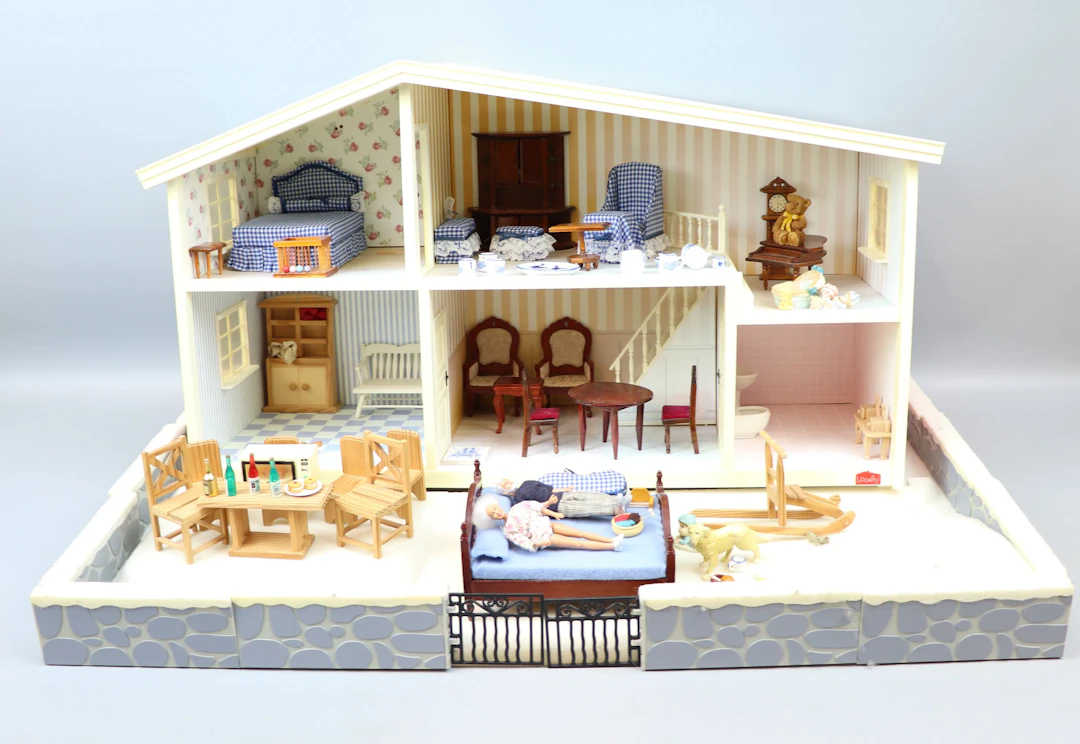 Dollhouse with accessories, Lundby.