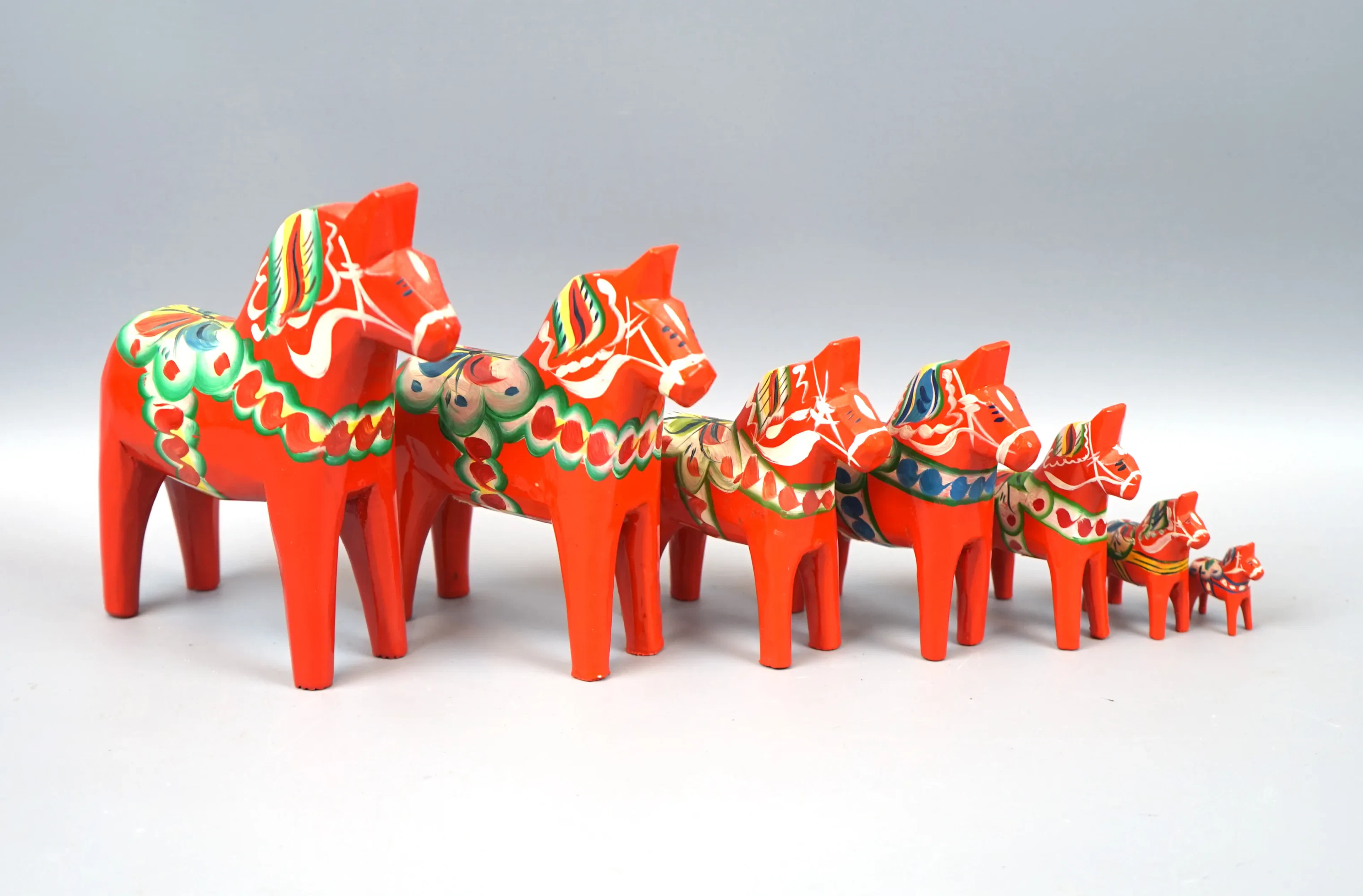 Dala horses, 7 pcs, wood, including Nils Olsson, Nusnäs.