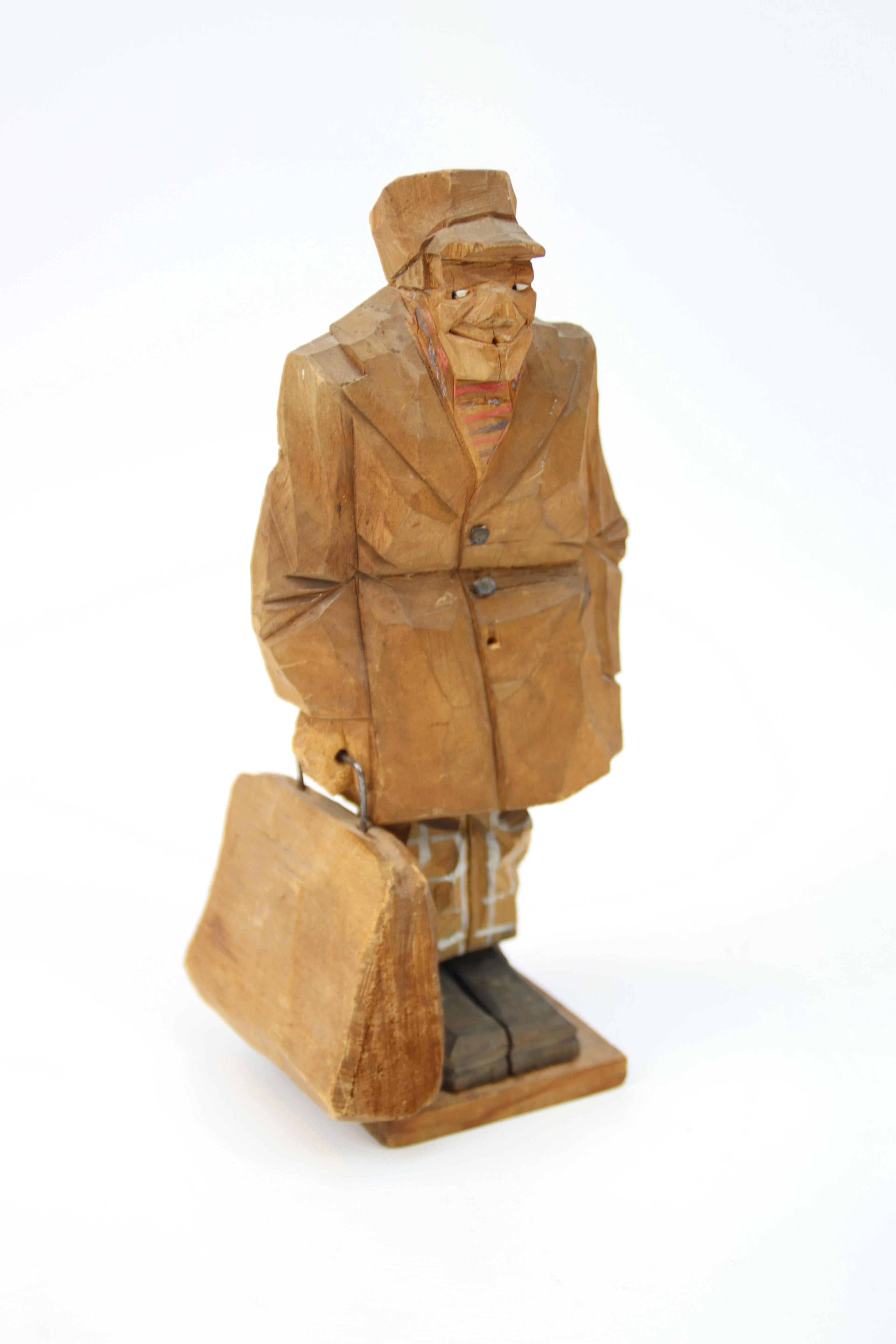 Axel Bernhardsson, una figura, tallada en madera, firmada, 1924.