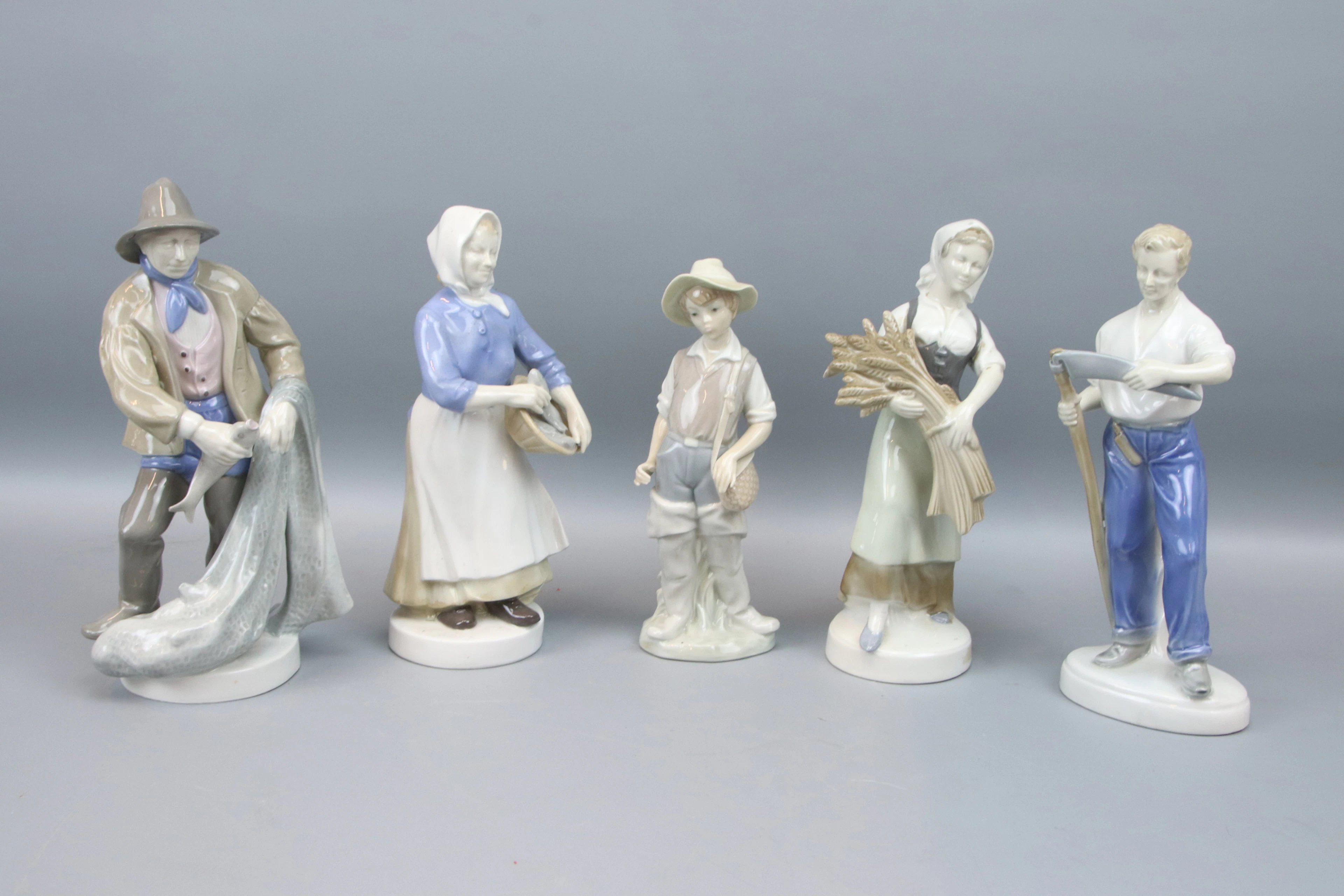 Figuritas, 5 piezas, porcelana, incluyendo Lladro.